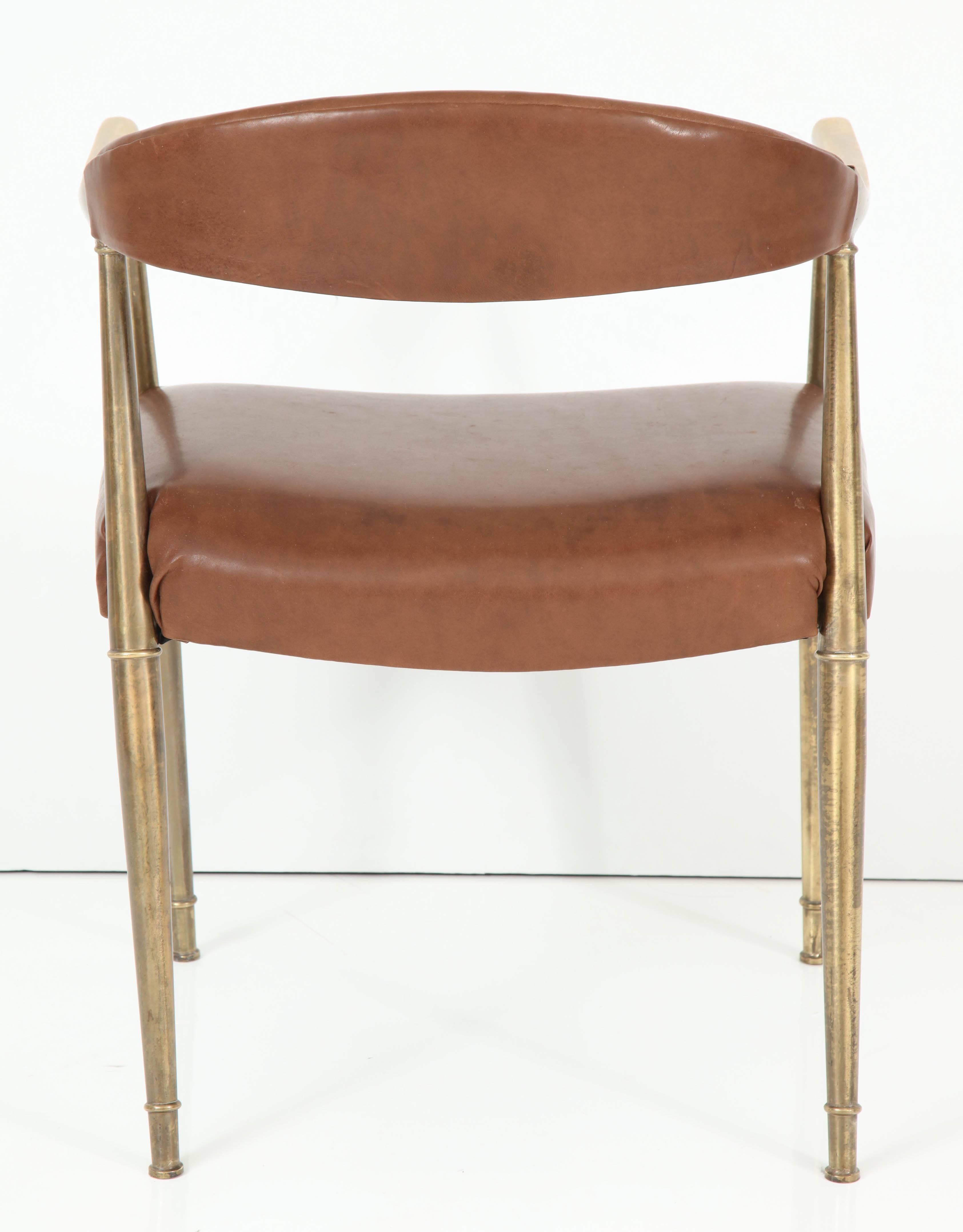 Italian Brass Armchair in Saddle Leather For Sale 3