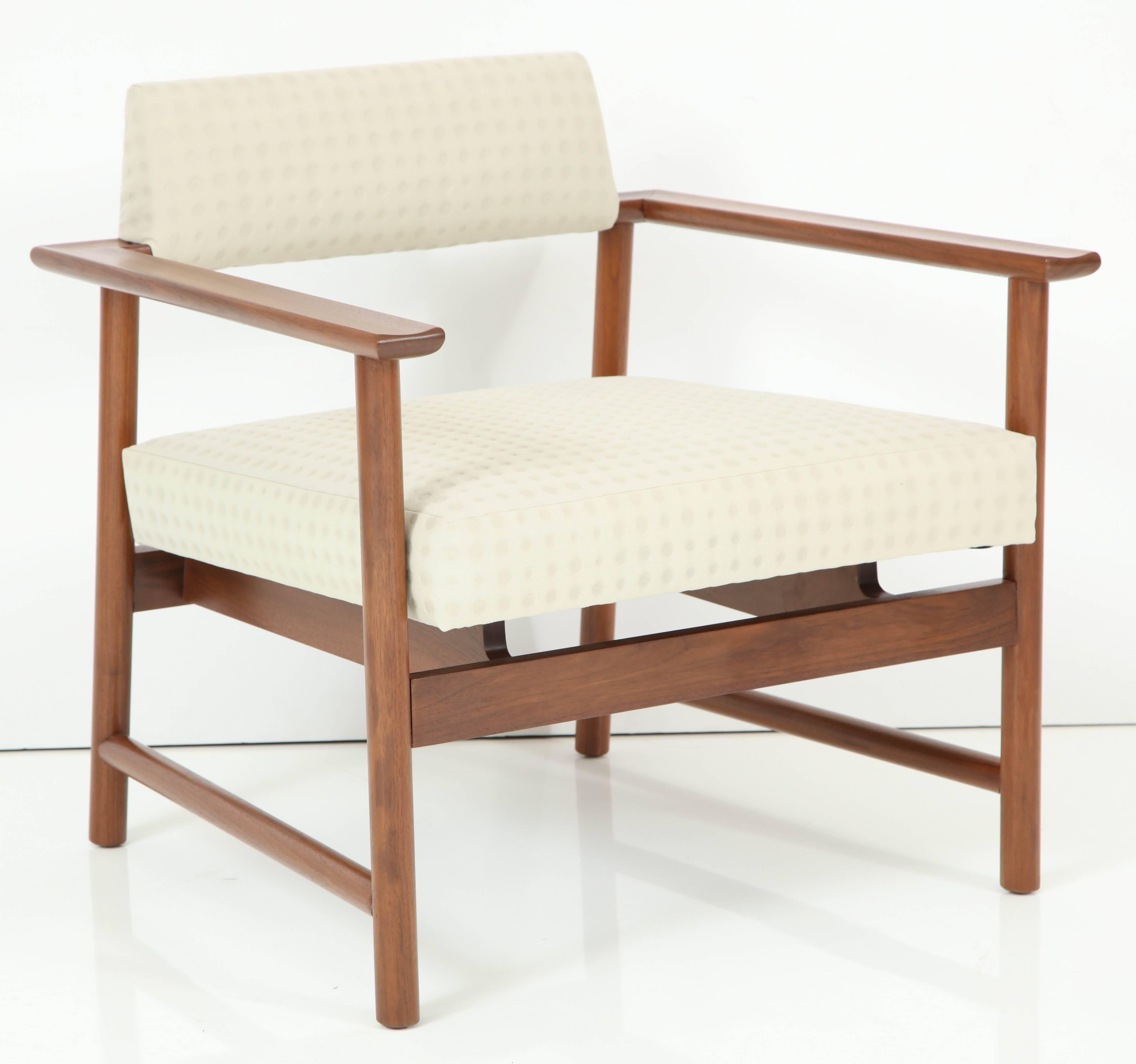 Mid-20th Century Pair of Harvey Probber Lounge Chairs For Sale