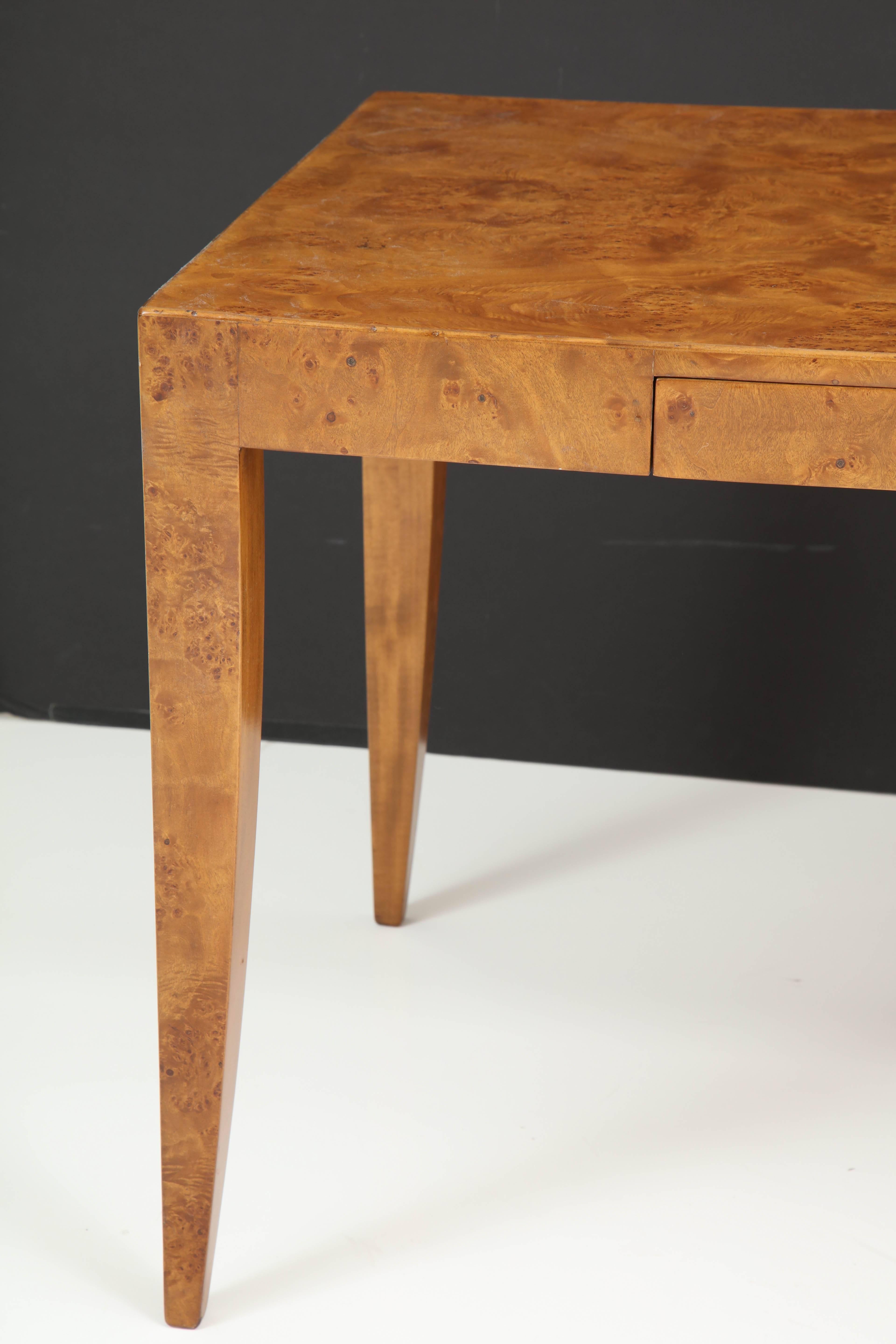 Burl Wood Italian Desk In Excellent Condition For Sale In New York, NY