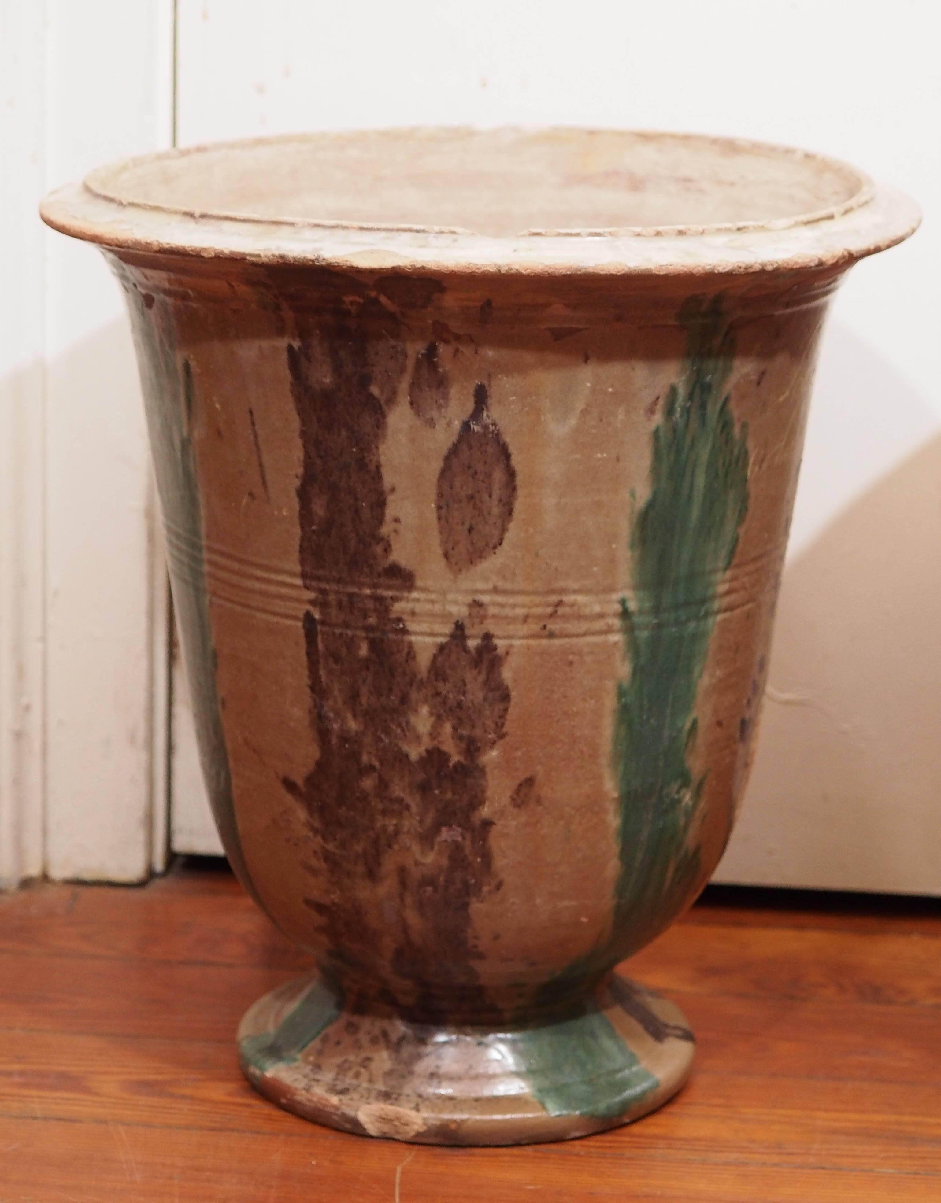 Pair of French Anduze Pots In Good Condition For Sale In Natchez, MS