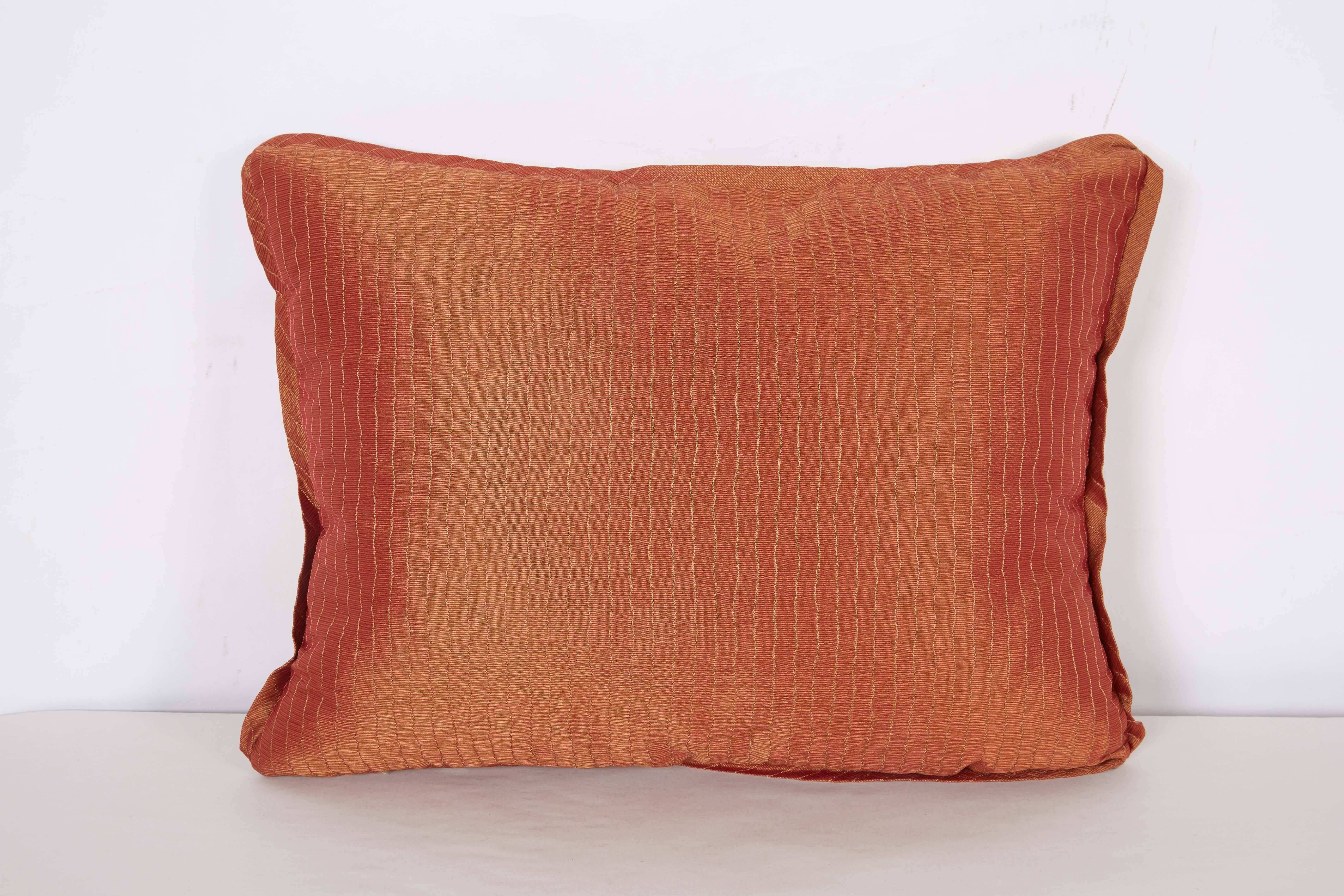 A Pair of Fortuny Fabric Lumbar Cushions in the Puimette Pattern In Excellent Condition In New York, NY
