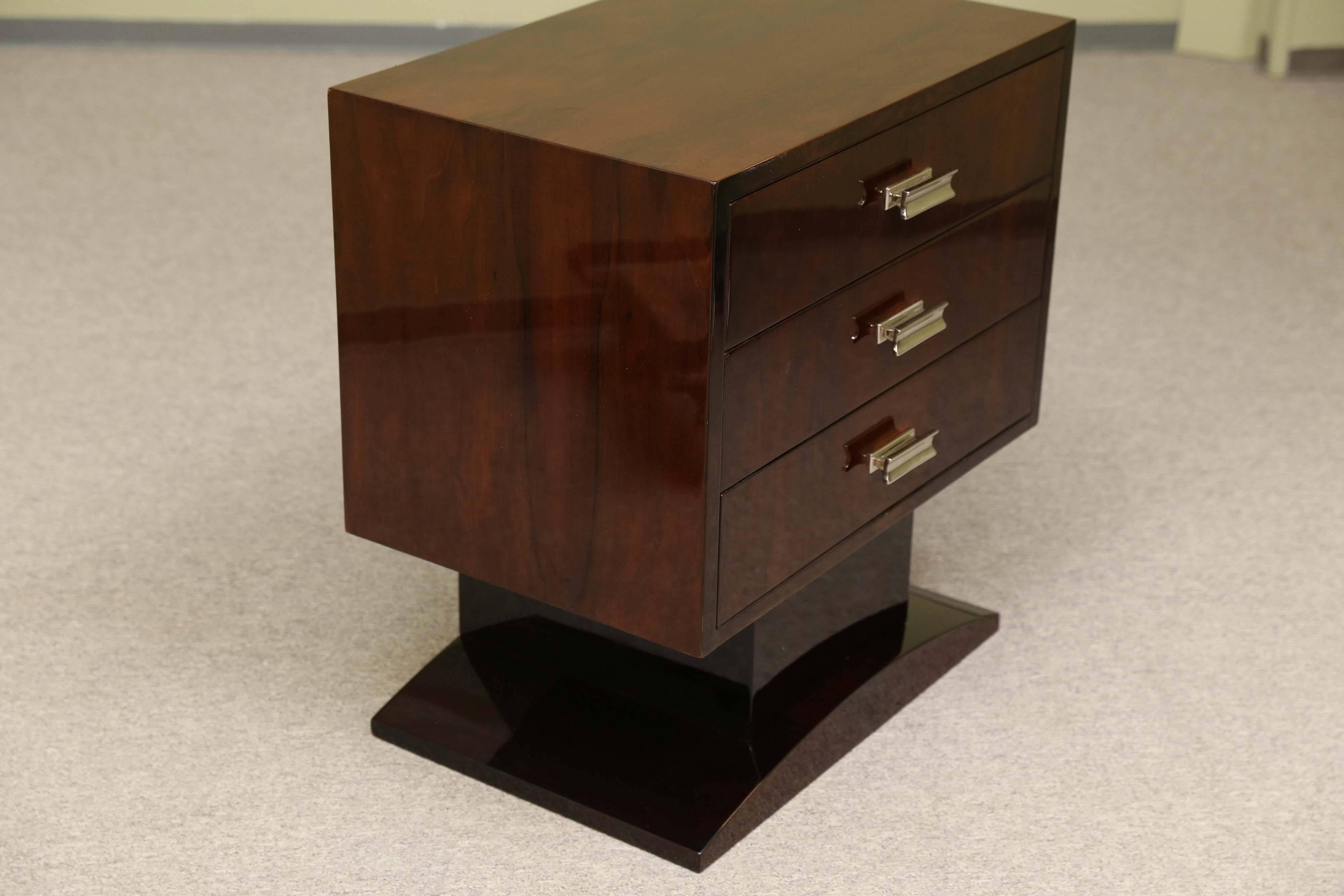 20th Century Art Deco French Chest of Drawers or Side Table in Walnut