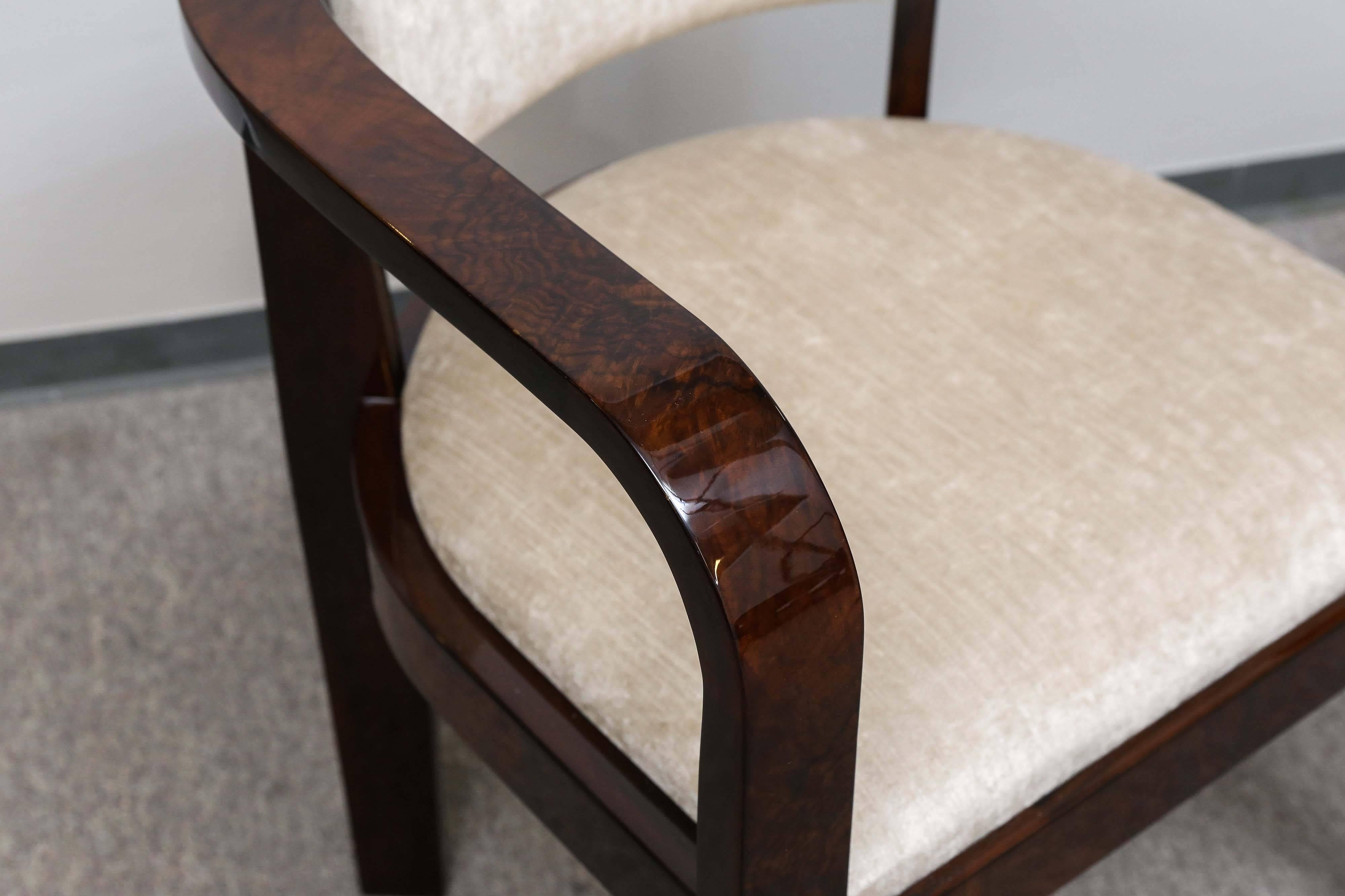 Art Deco French Armchair in Walnut In Excellent Condition In Houston, TX