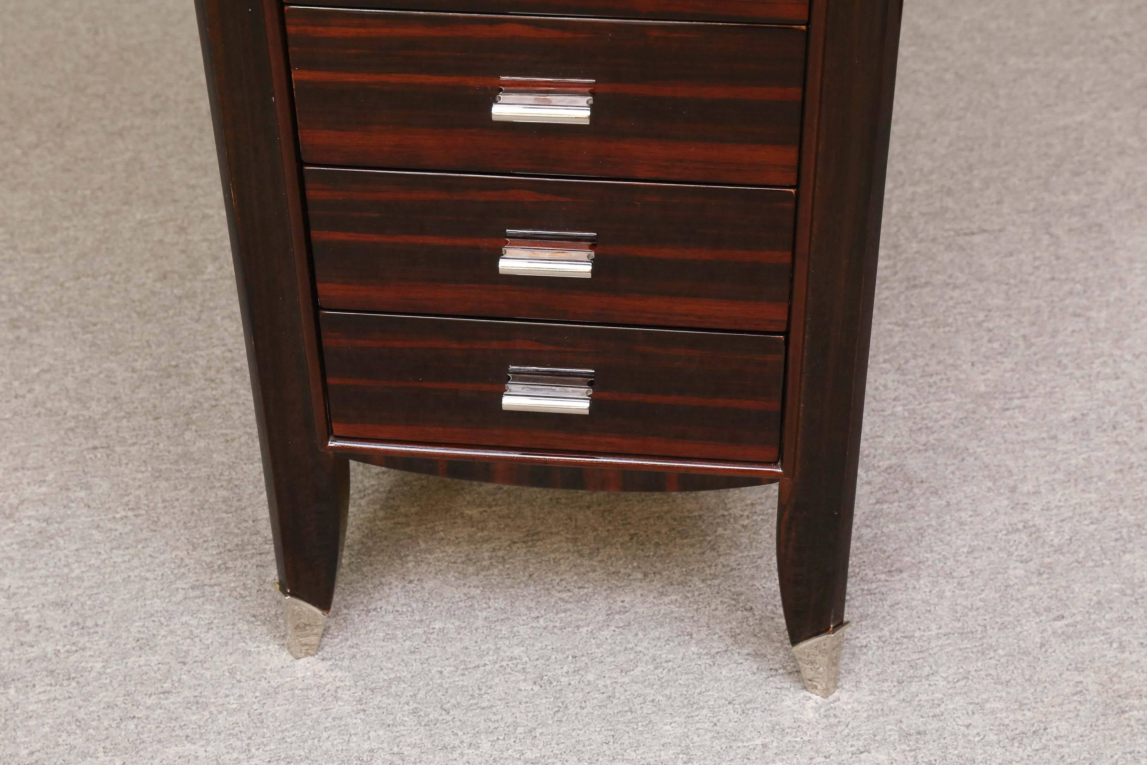 French Art Deco Chest of Drawers from Macassar wood In Excellent Condition In Houston, TX