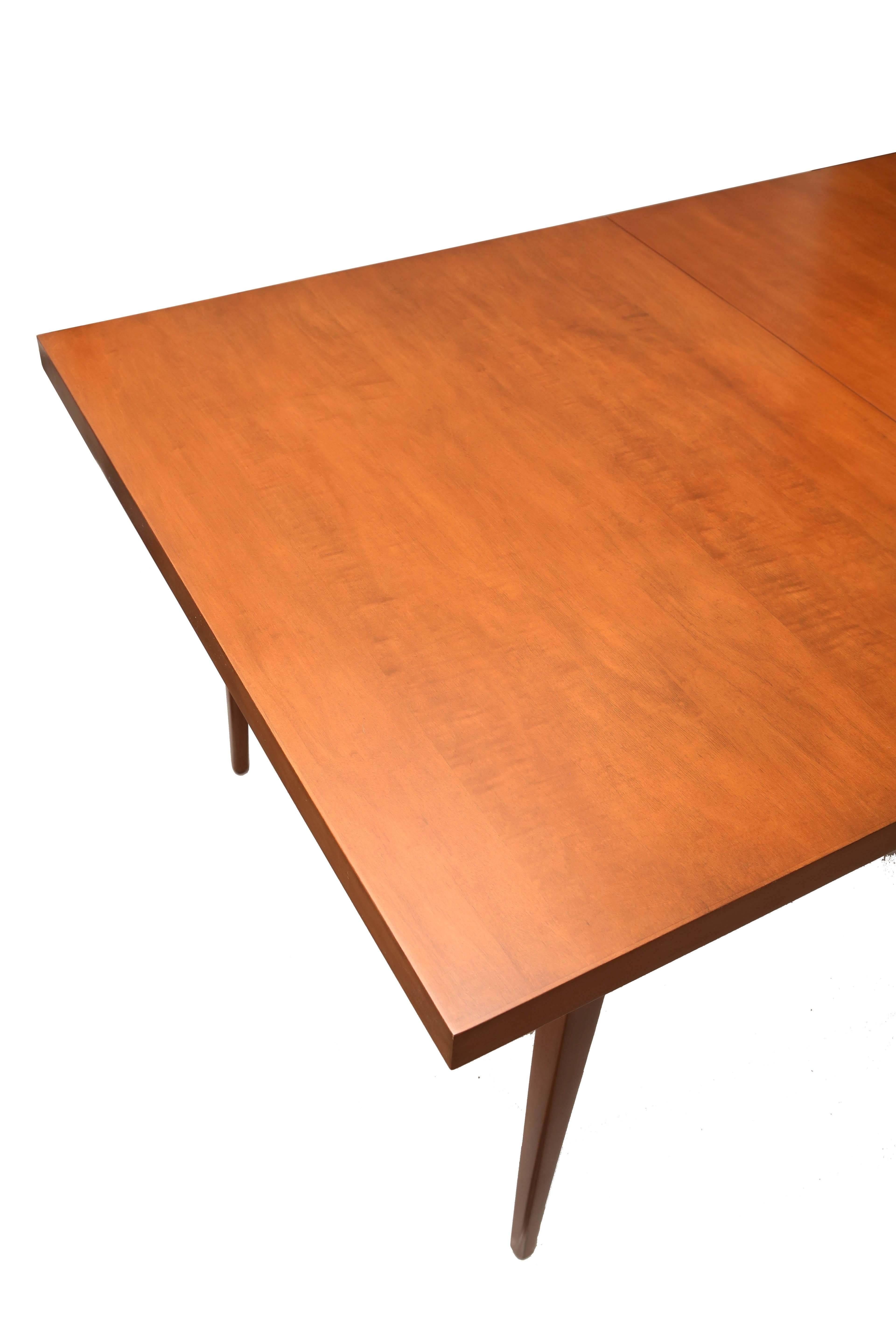Paul McCobb Dining Table with Two Leaves, USA, 1960s For Sale 1