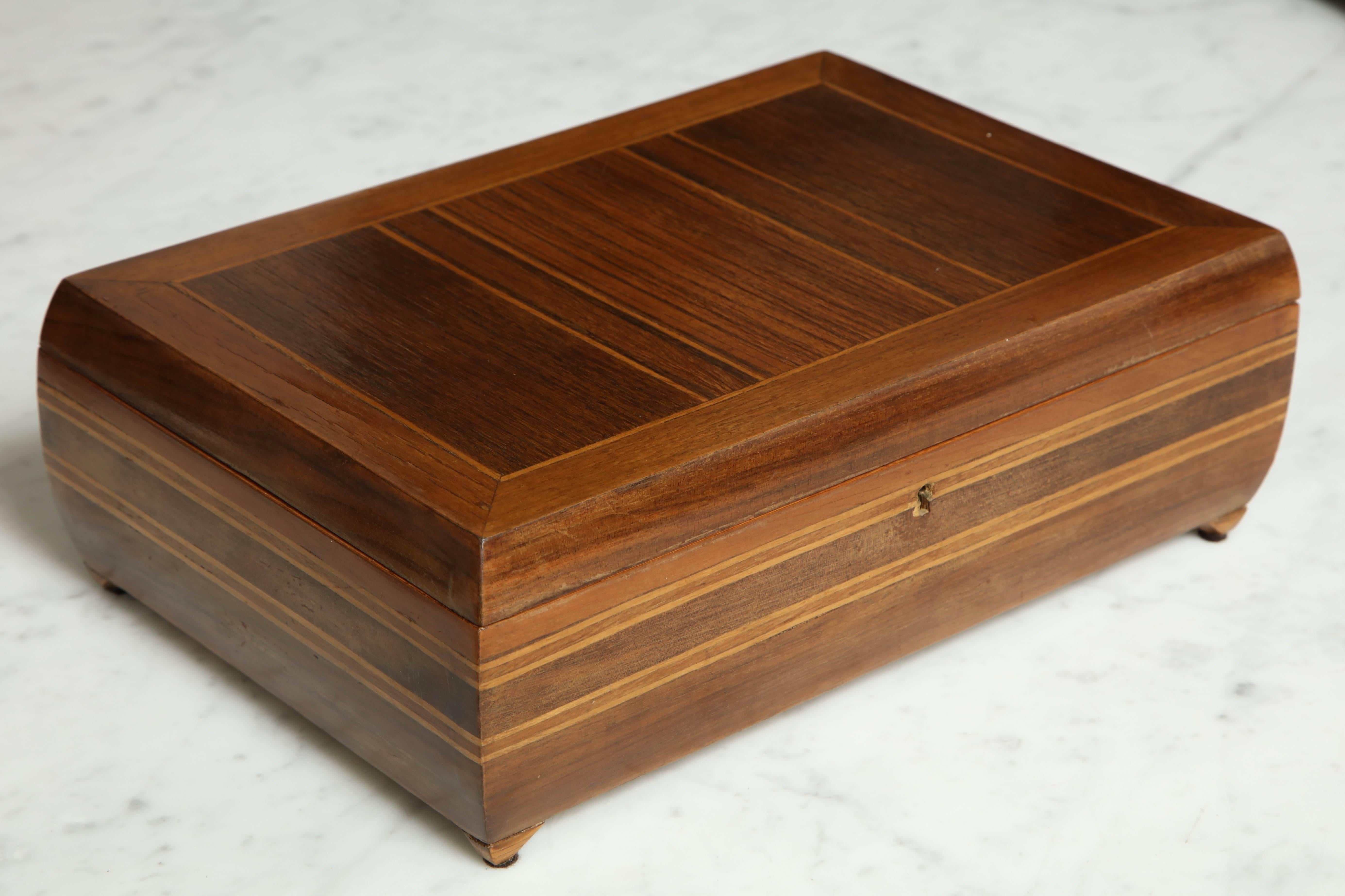 Early 20th century mixed wood rectangular box
Italian, circa 1920-1930.