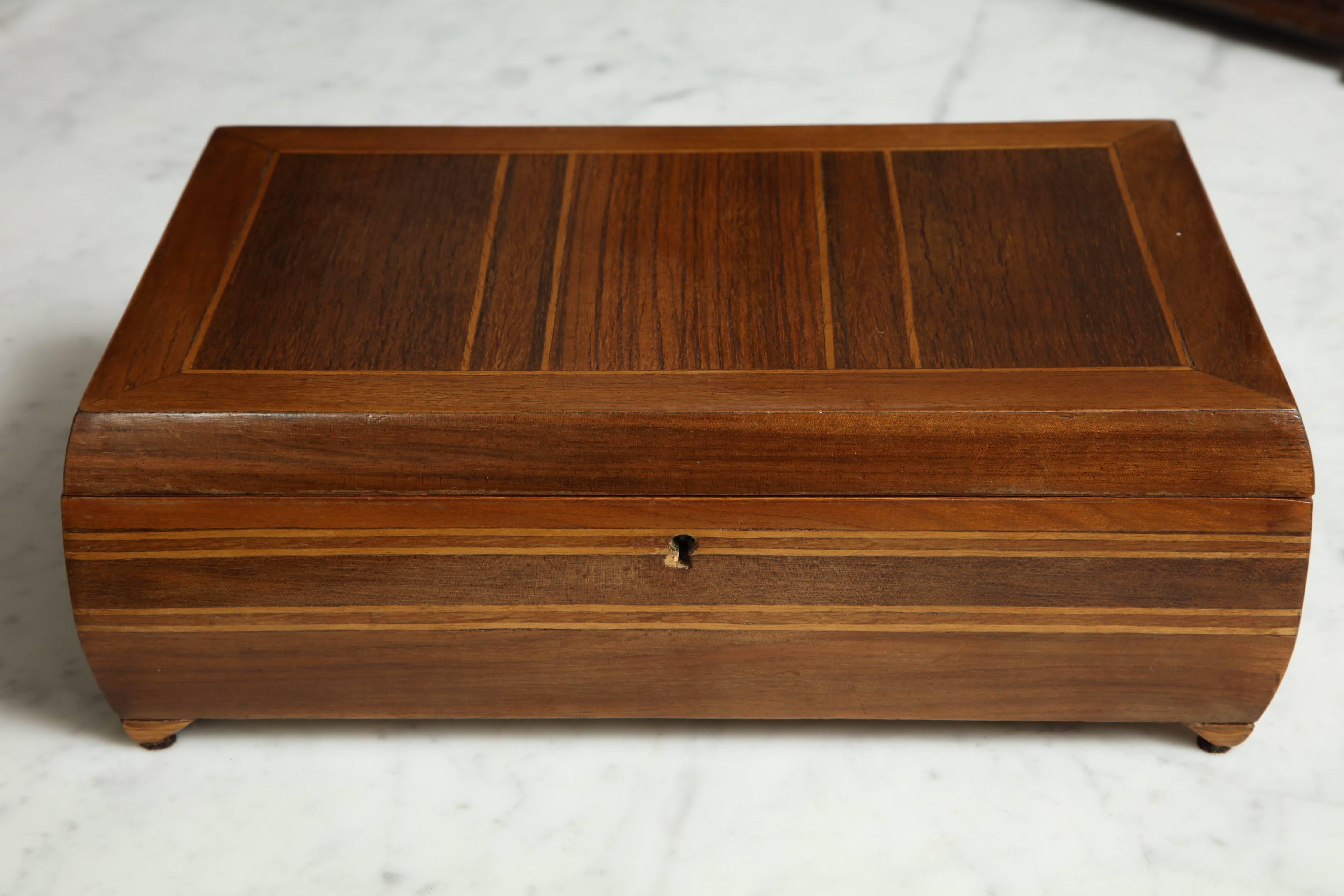 Italian Early 20th Century Mixed Wood Rectangular Box For Sale