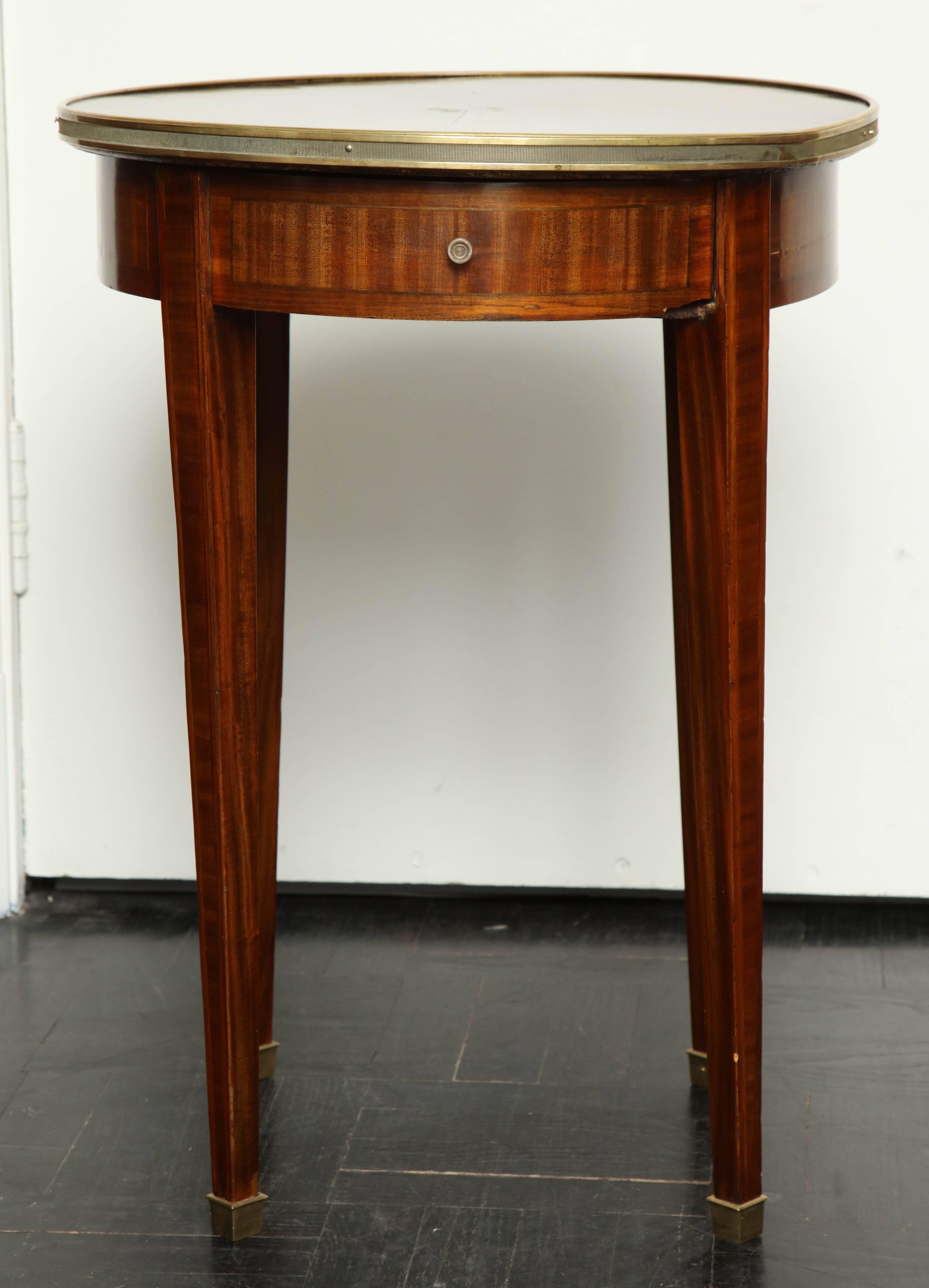 French 19th Century Palisandre Side Table For Sale