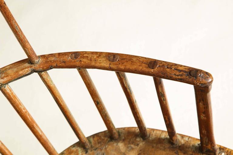 Ash 18th Century English Comb Back Windsor Armchair