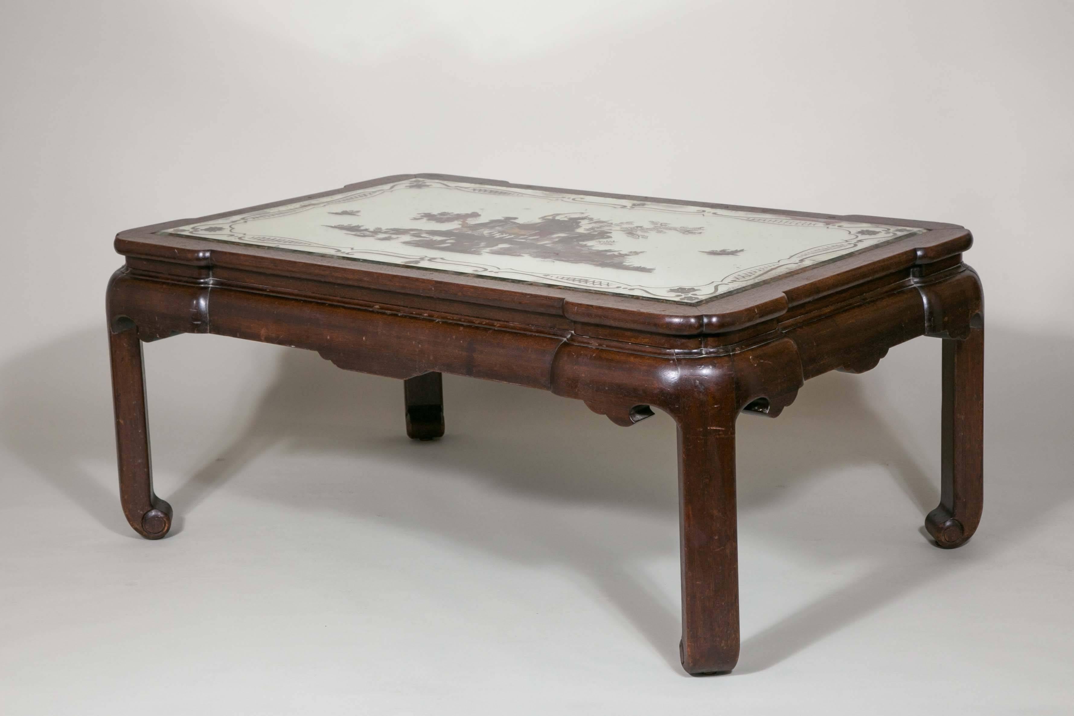 Coffee Table in Walnut with Églomisé Glass from the 20th Century ‘Chinoiserie’ In Excellent Condition In Saint-Ouen, FR