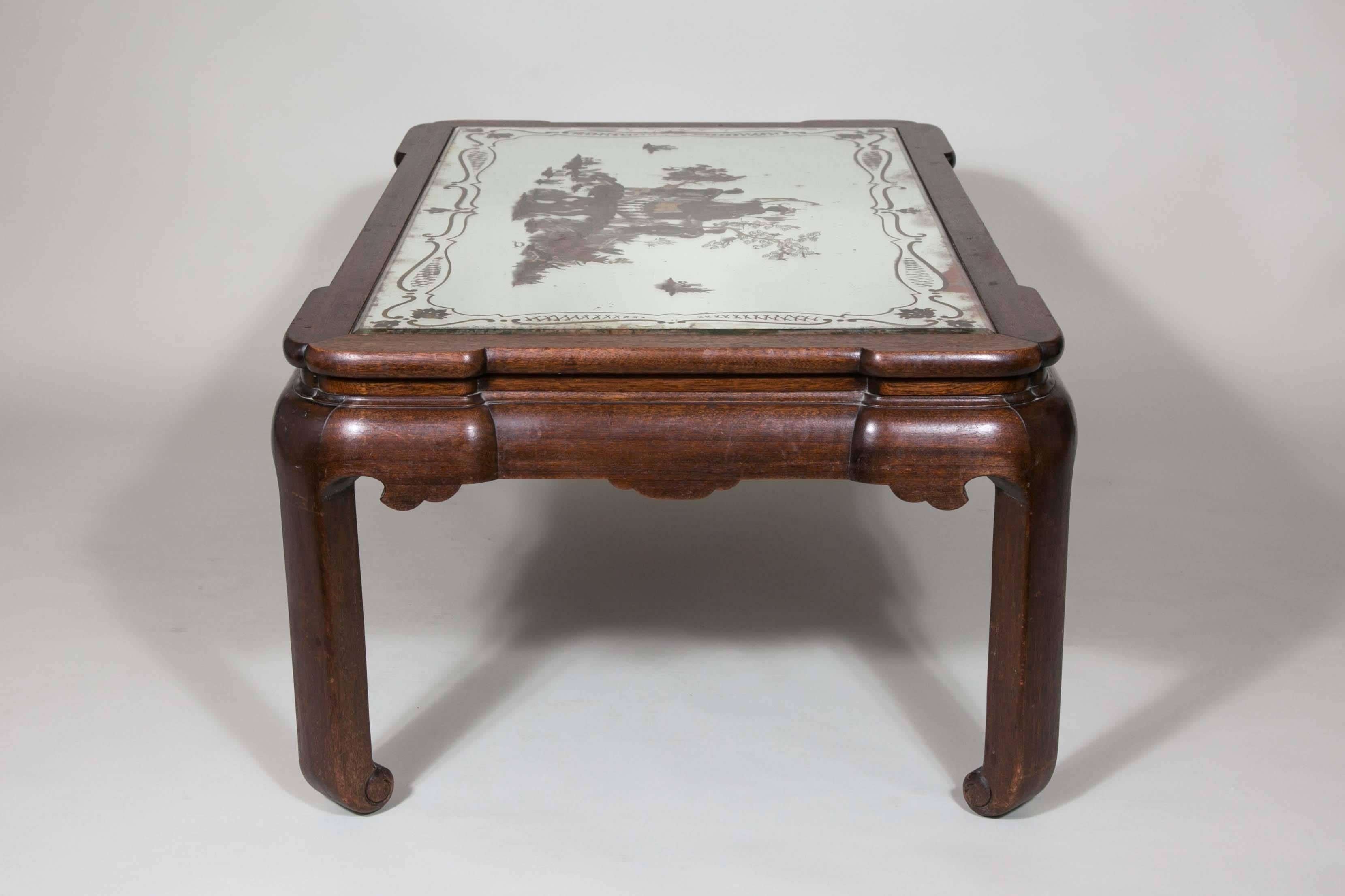 Coffee Table in Walnut with Églomisé Glass from the 20th Century ‘Chinoiserie’ 2