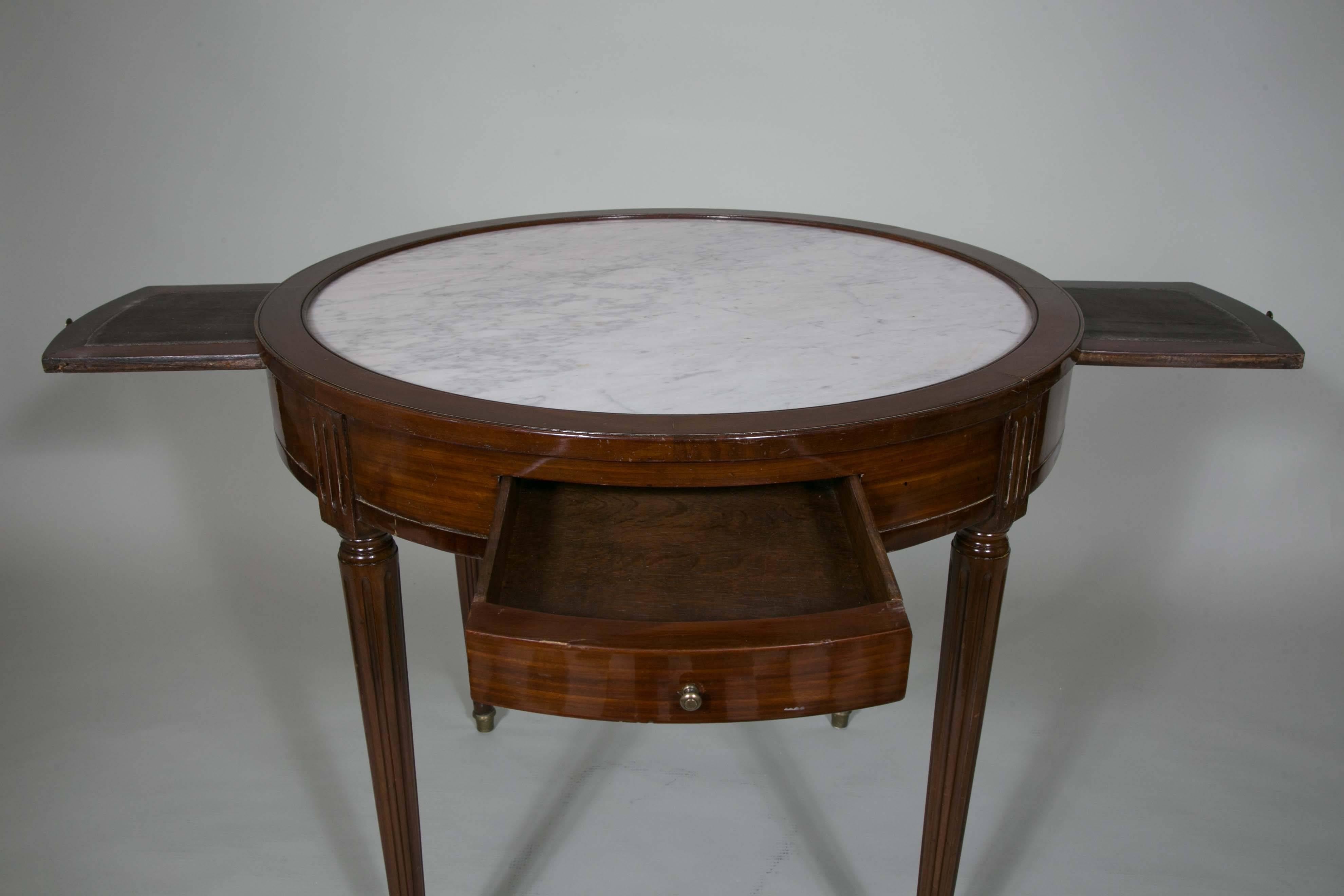 Beautiful Gueridon in Mahogany with Marble Insert In Good Condition In Saint-Ouen, FR
