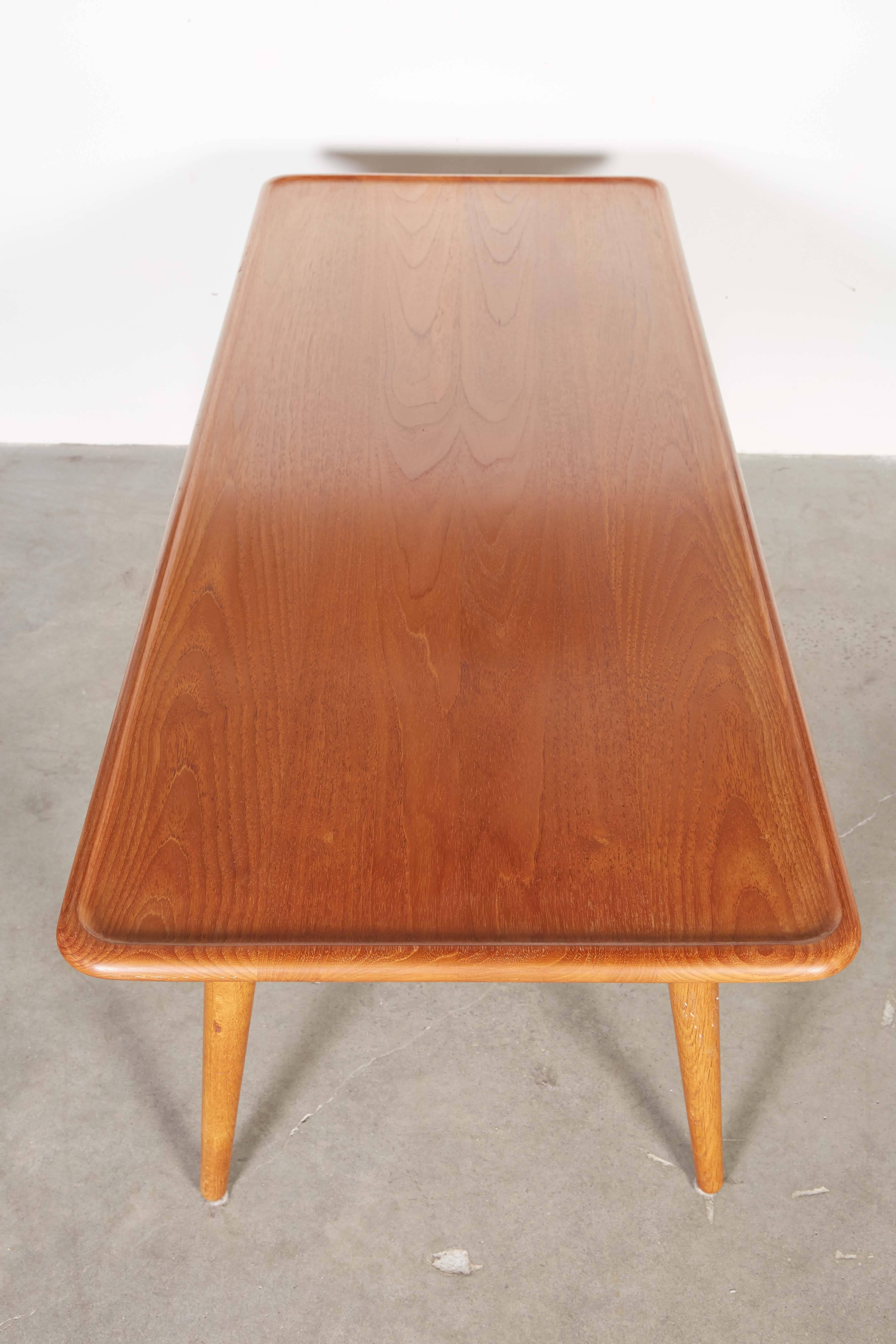 Danish Coffee Table by Hans Wegner In Excellent Condition In New York, NY