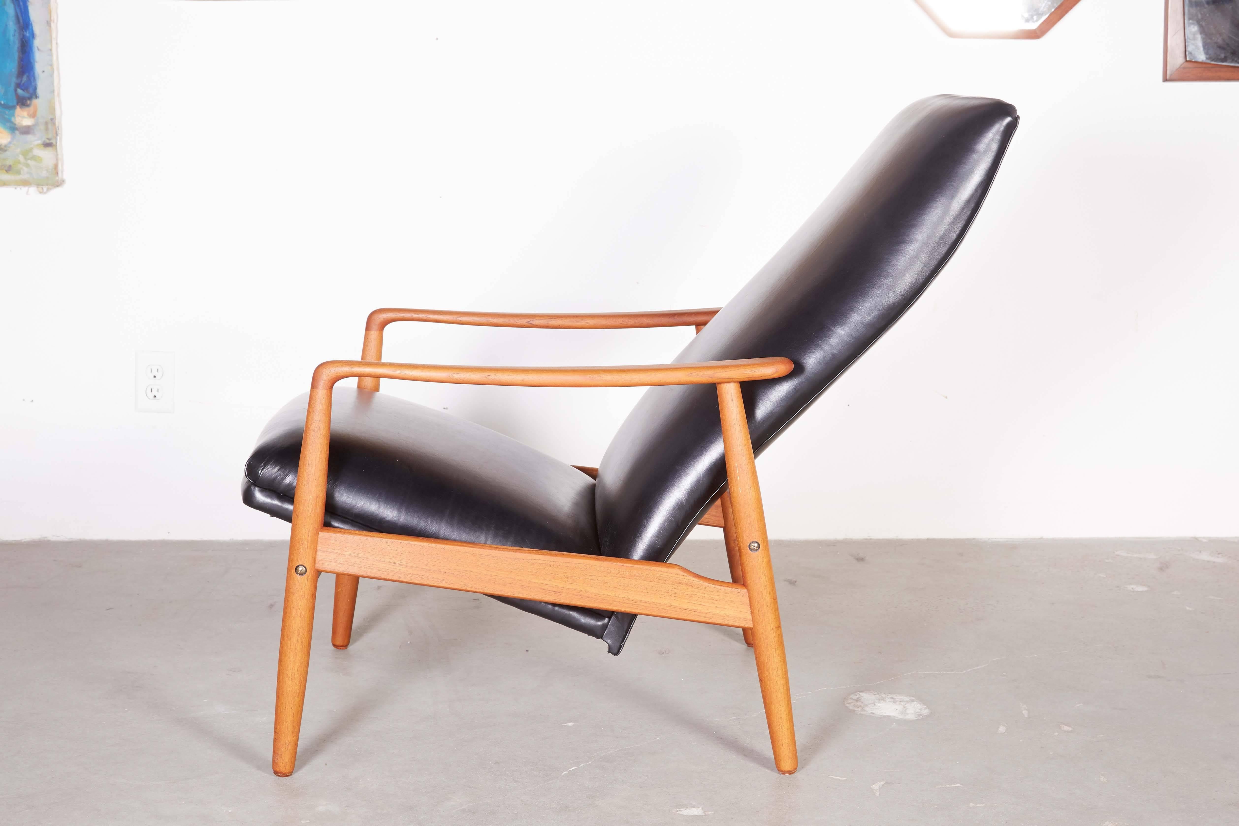 Danish Mid Century Recliner Chair by Soren Ladefoged