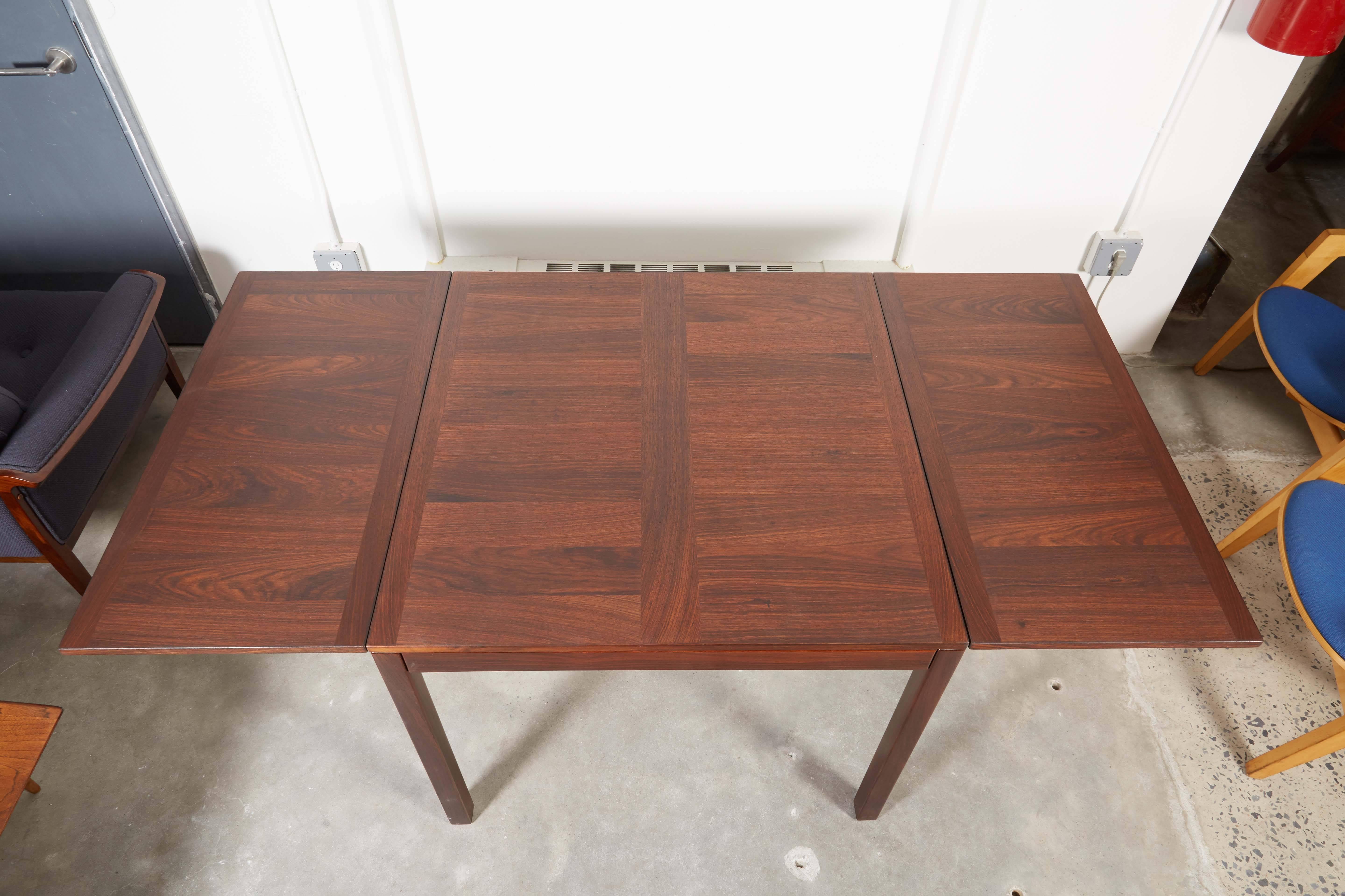 Scandinavian Modern Rosewood Drop Leaf Dining Table by Kai Winding For Sale