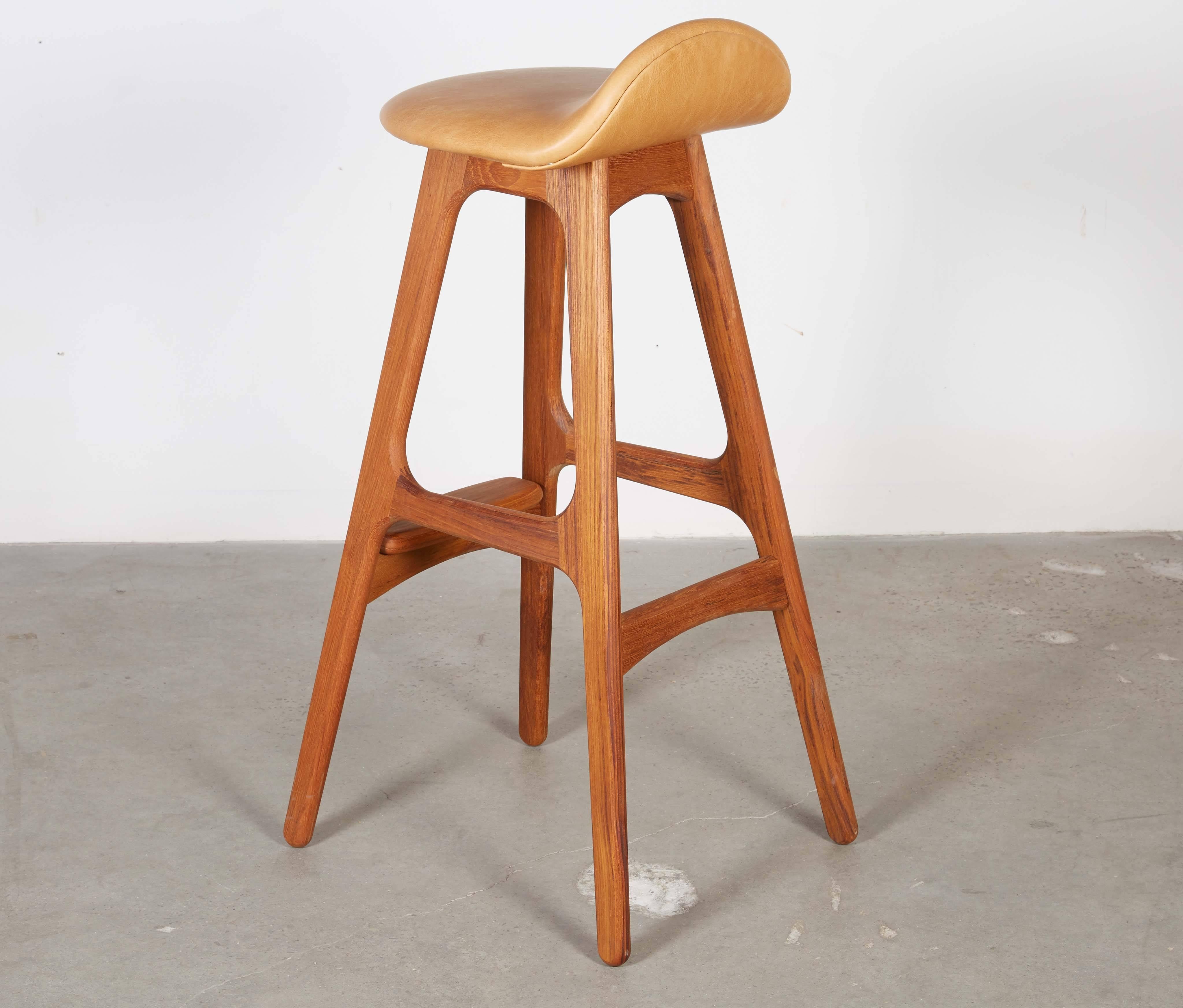 Leather Teak Counter Stool by Erik Buch, Set of 3 In Excellent Condition In New York, NY