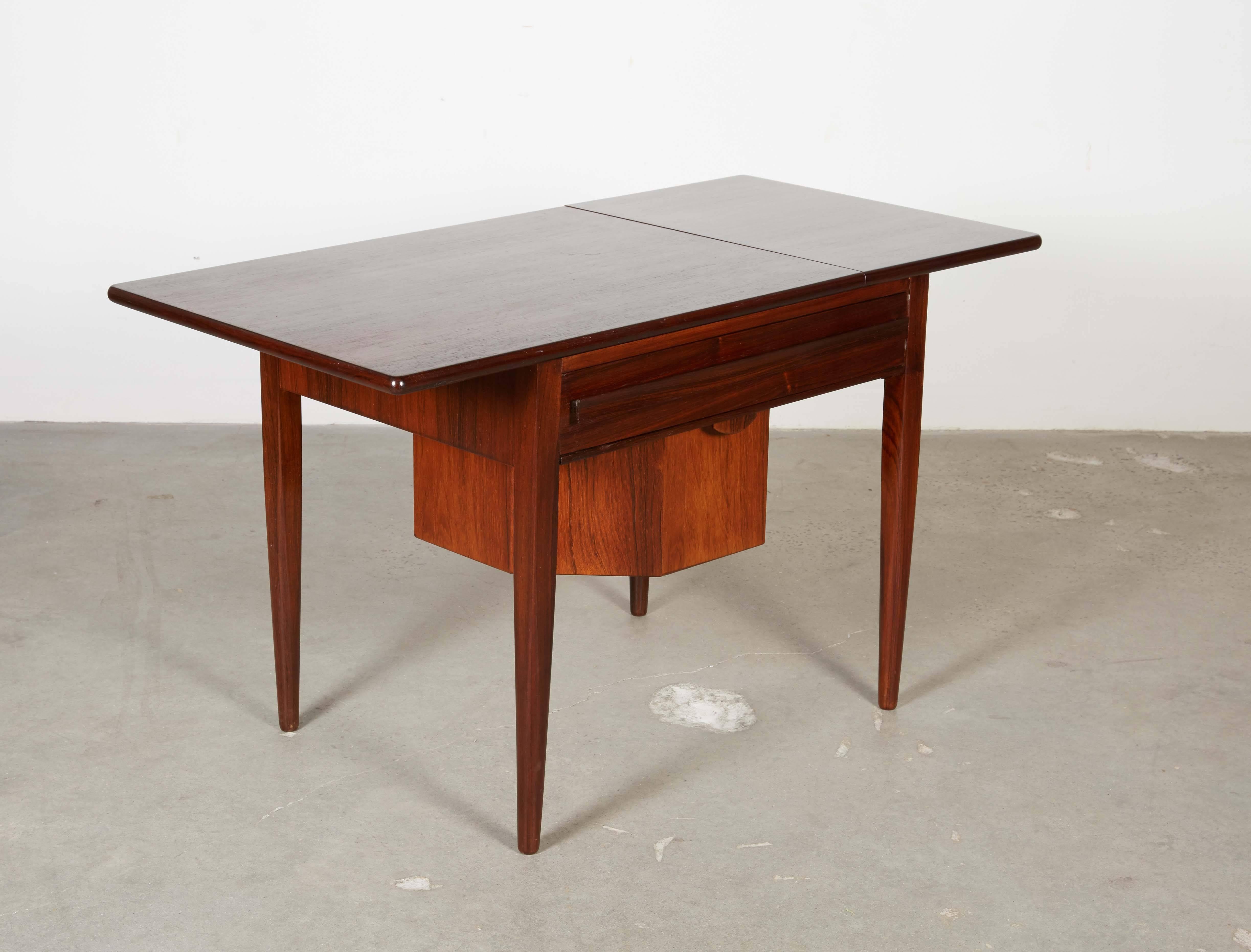 Mid Century Sewing Table with Drop Leaf In Excellent Condition In New York, NY