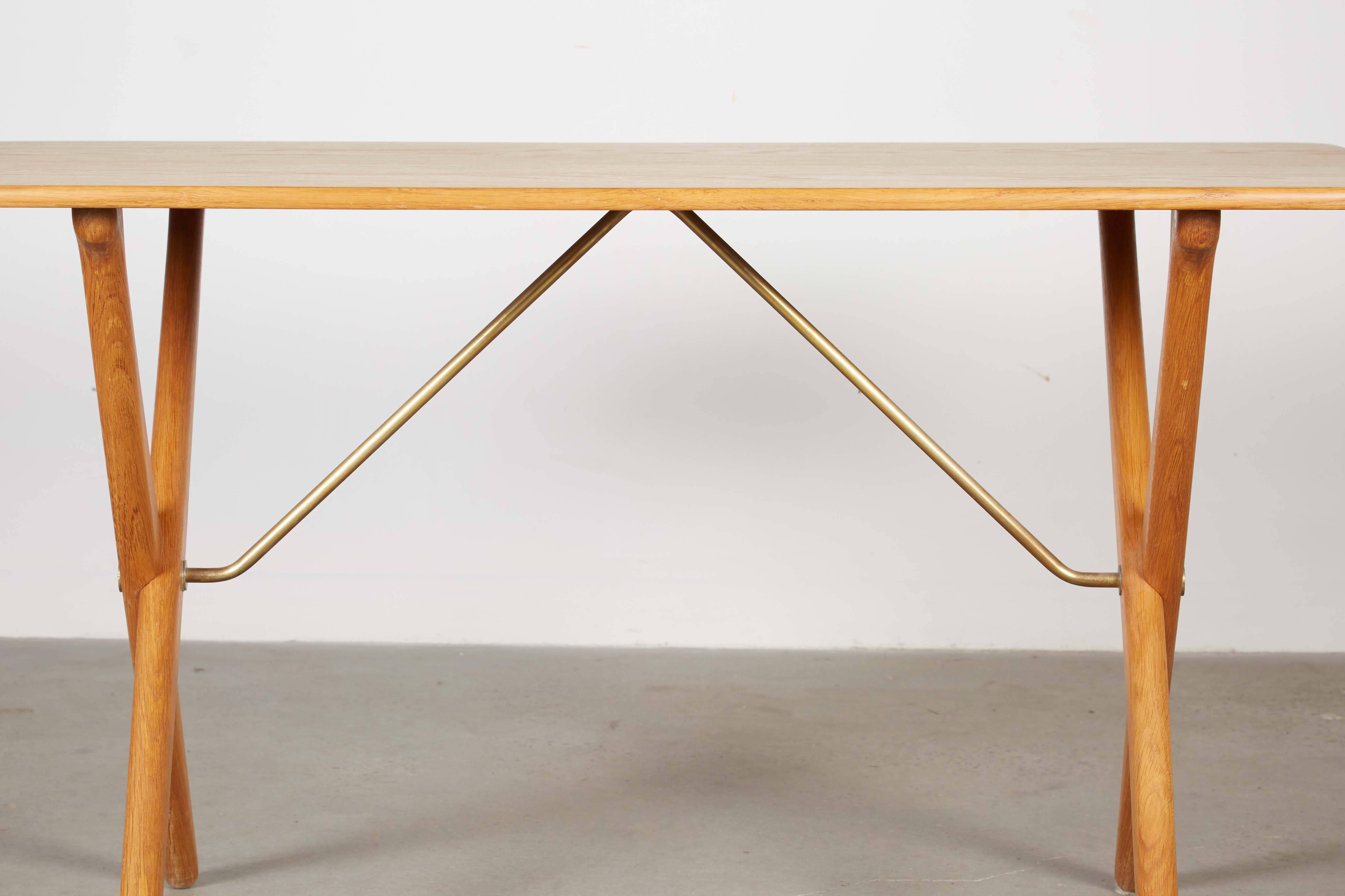 Mid-20th Century Mid Century Coffee Table by Hans Wegner,  AT308 with Crossed Legs For Sale