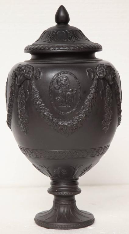 19th Century Neoclassical Basalt Urn with Lid For Sale at ...