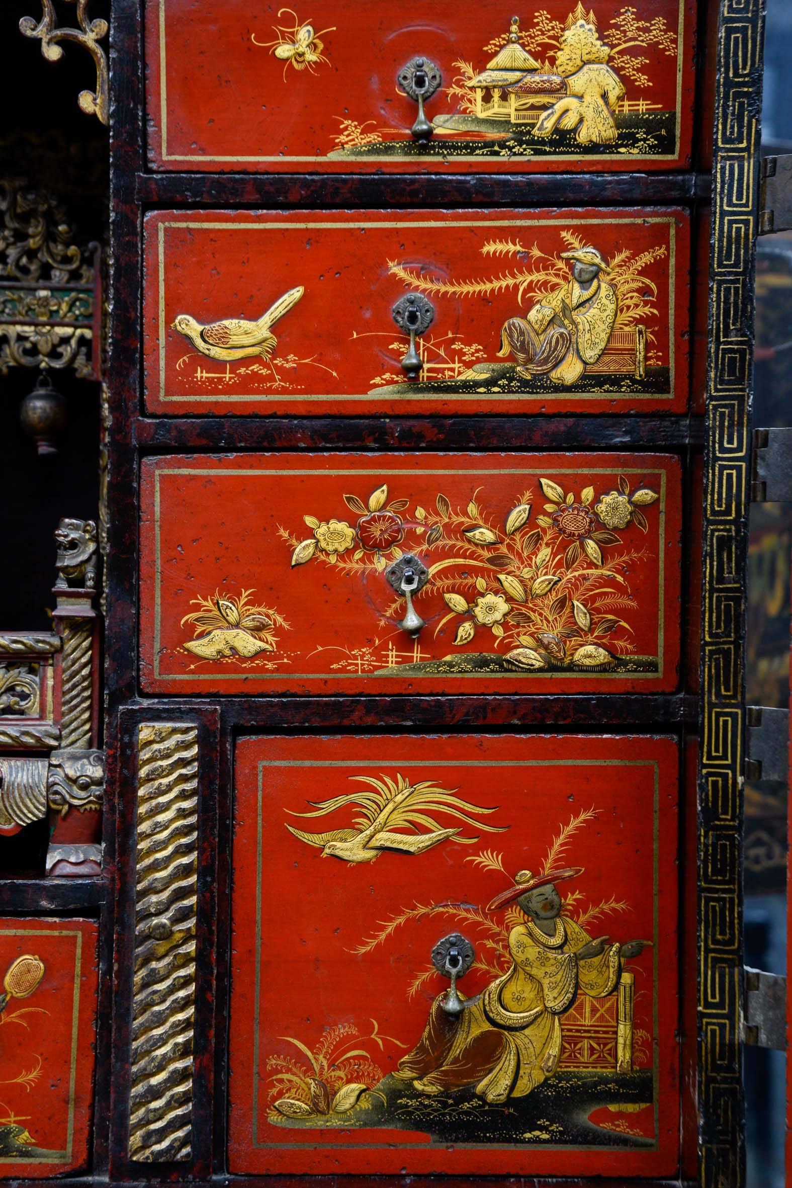 Very Delicate Chinese Cabinet 2