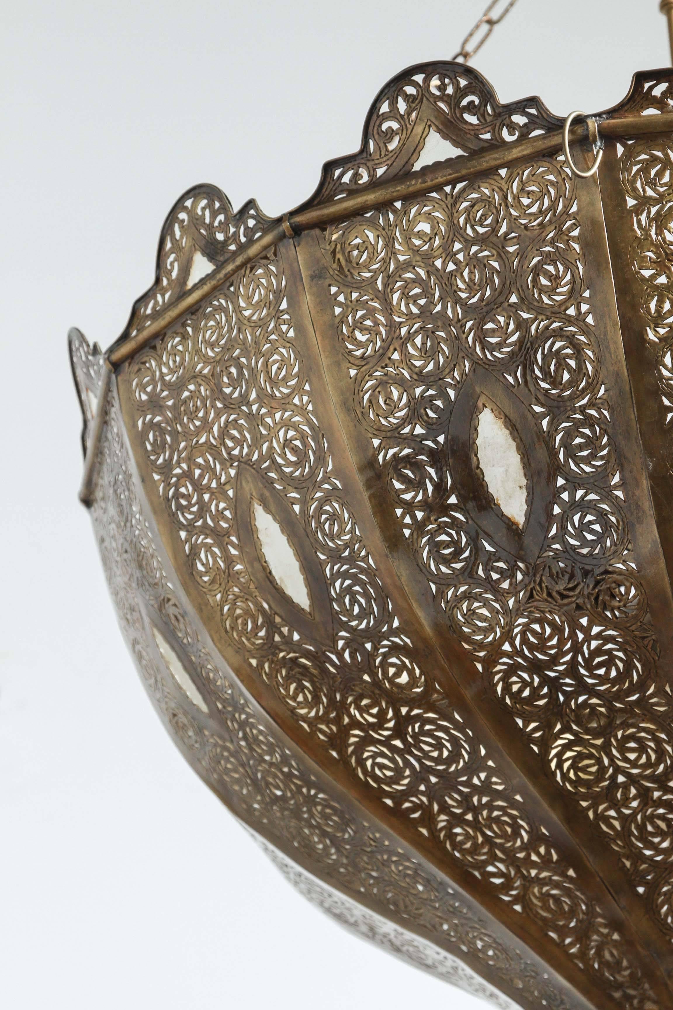 Hammered Brass Moroccan Chandelier in Alberto Pinto Style