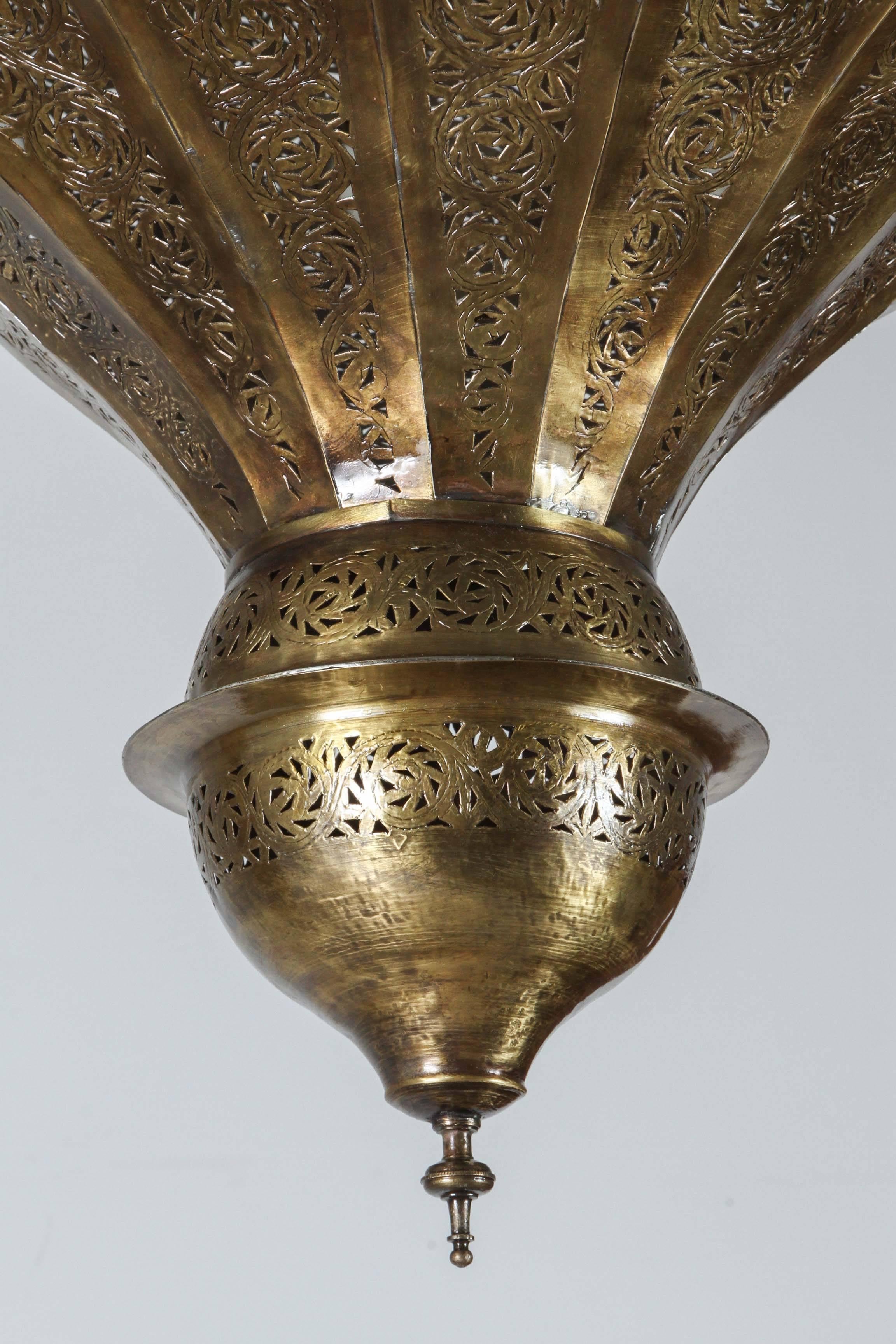 20th Century Brass Moroccan Chandelier in Alberto Pinto Style