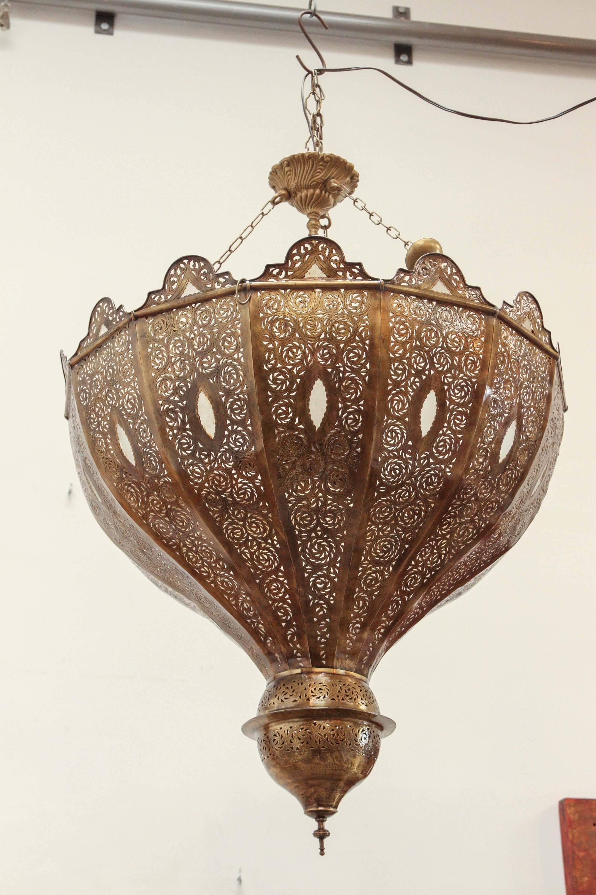 Brass Moroccan Chandelier in Alberto Pinto Style 3