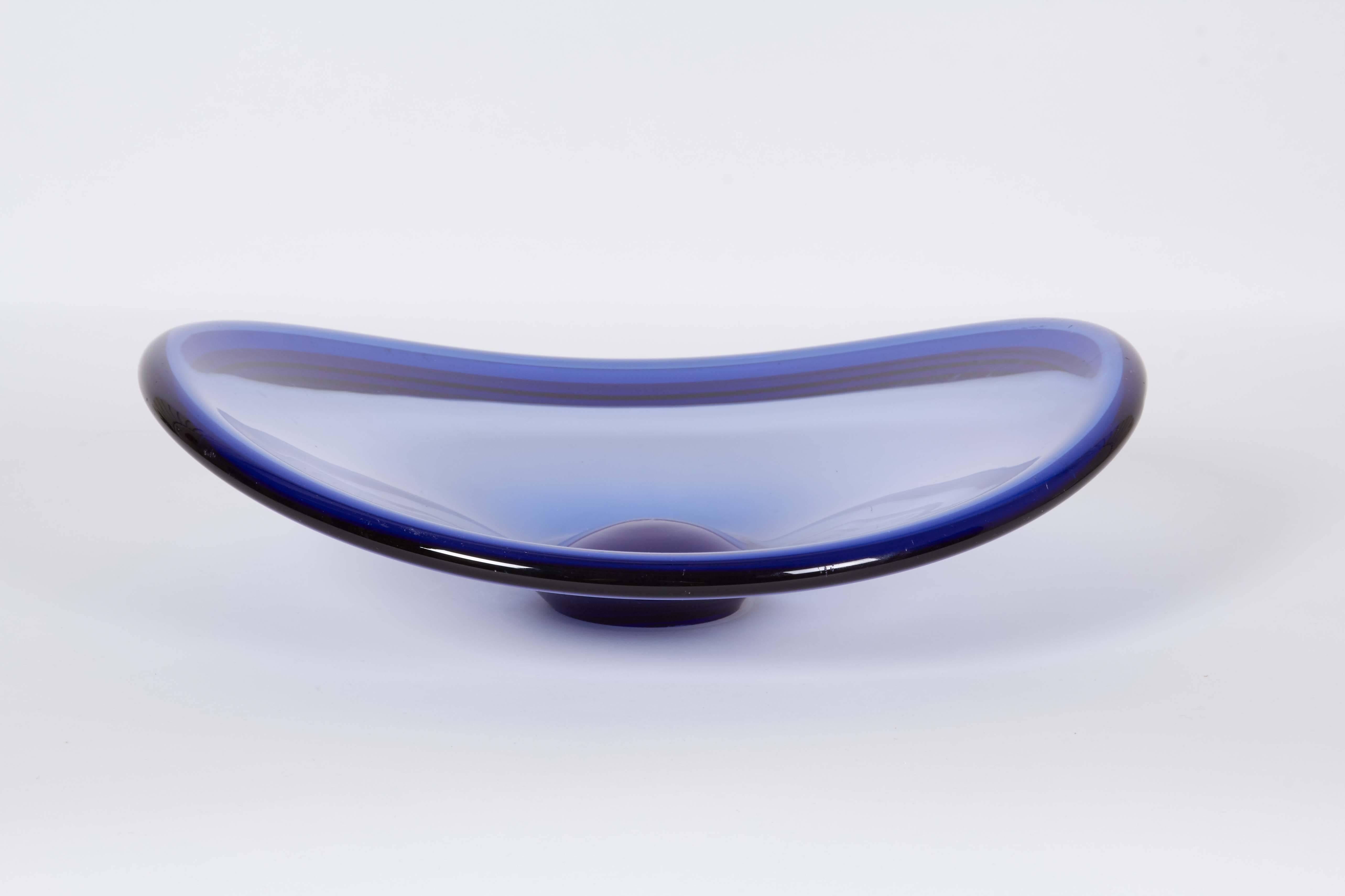 Per Lutken for Holmgaard 'Selandia' Blown Glass Dish In Good Condition In New York, NY
