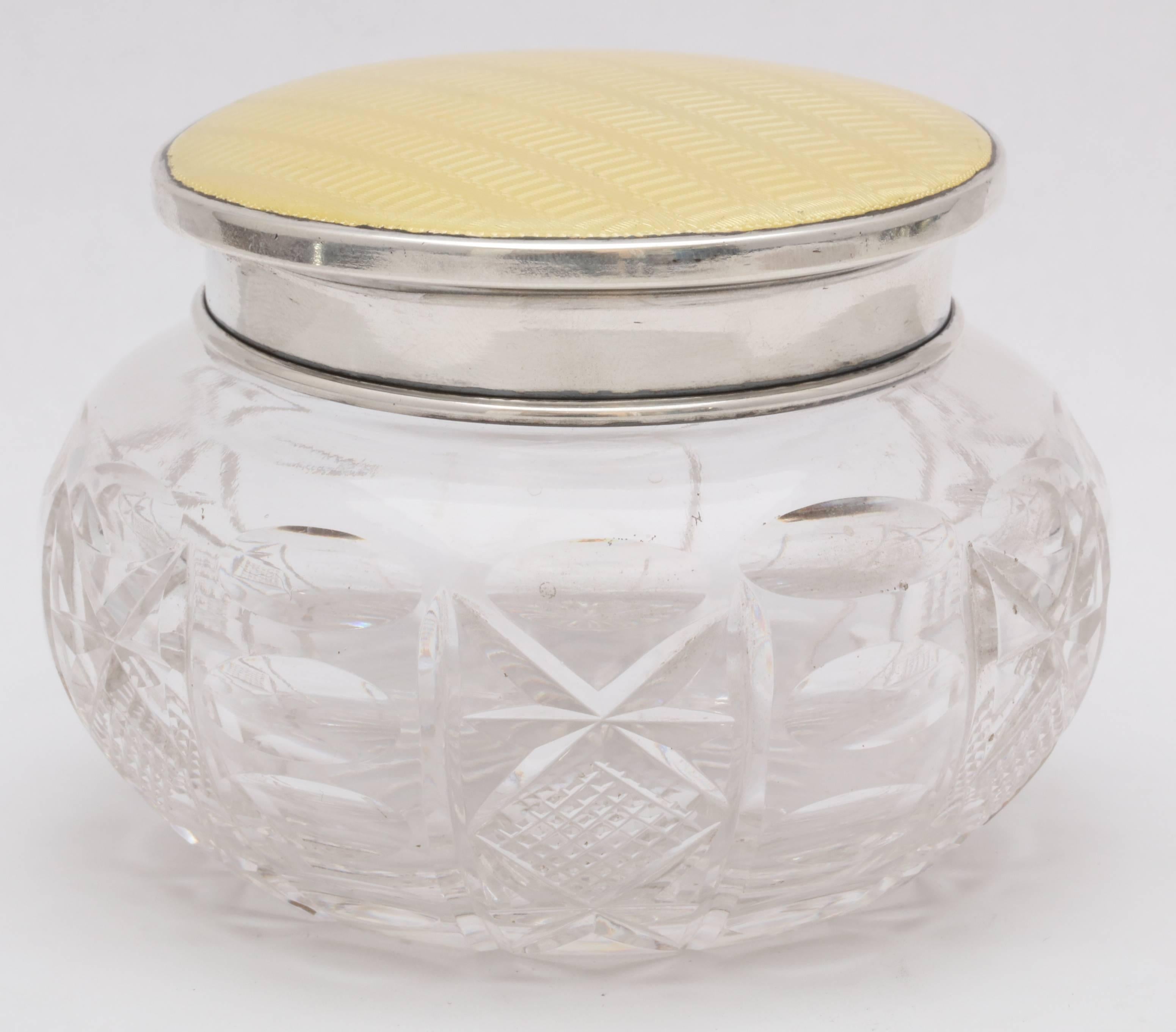 Art Deco Sterling Silver and Yellow Guilloche Enamel and Crystal Powder Jar For Sale 3