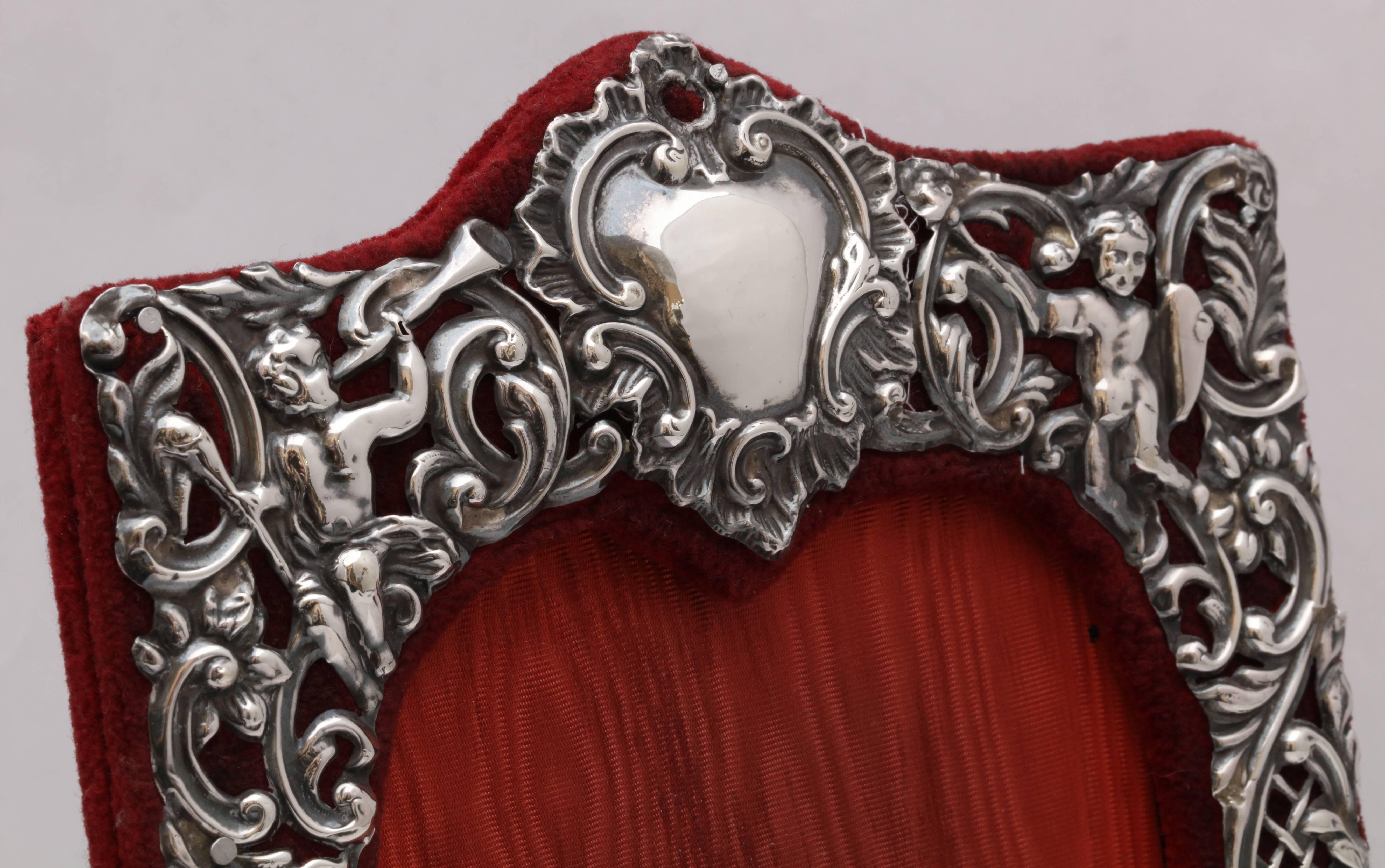 Edwardian Sterling Silver Heart-Form Picture Frame in the Victorian Style 2