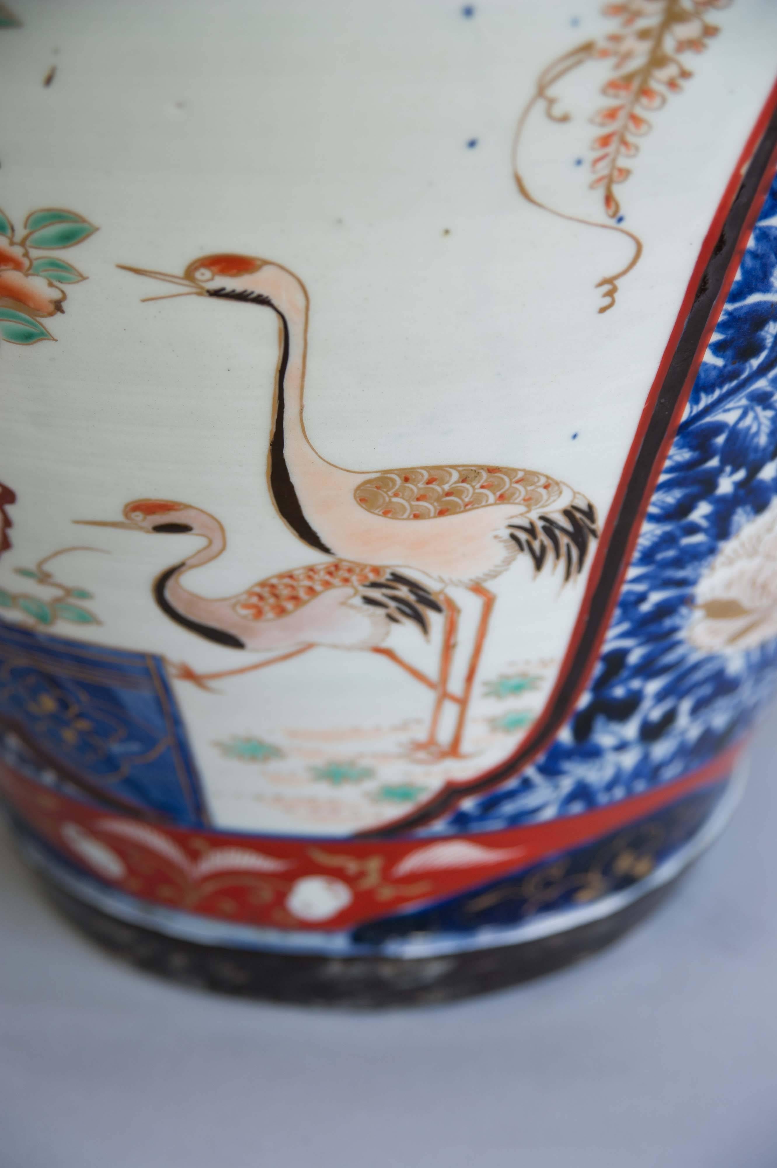 Massive Pair of Exceptional Japanese Imari Palace Vases, circa 1700 4