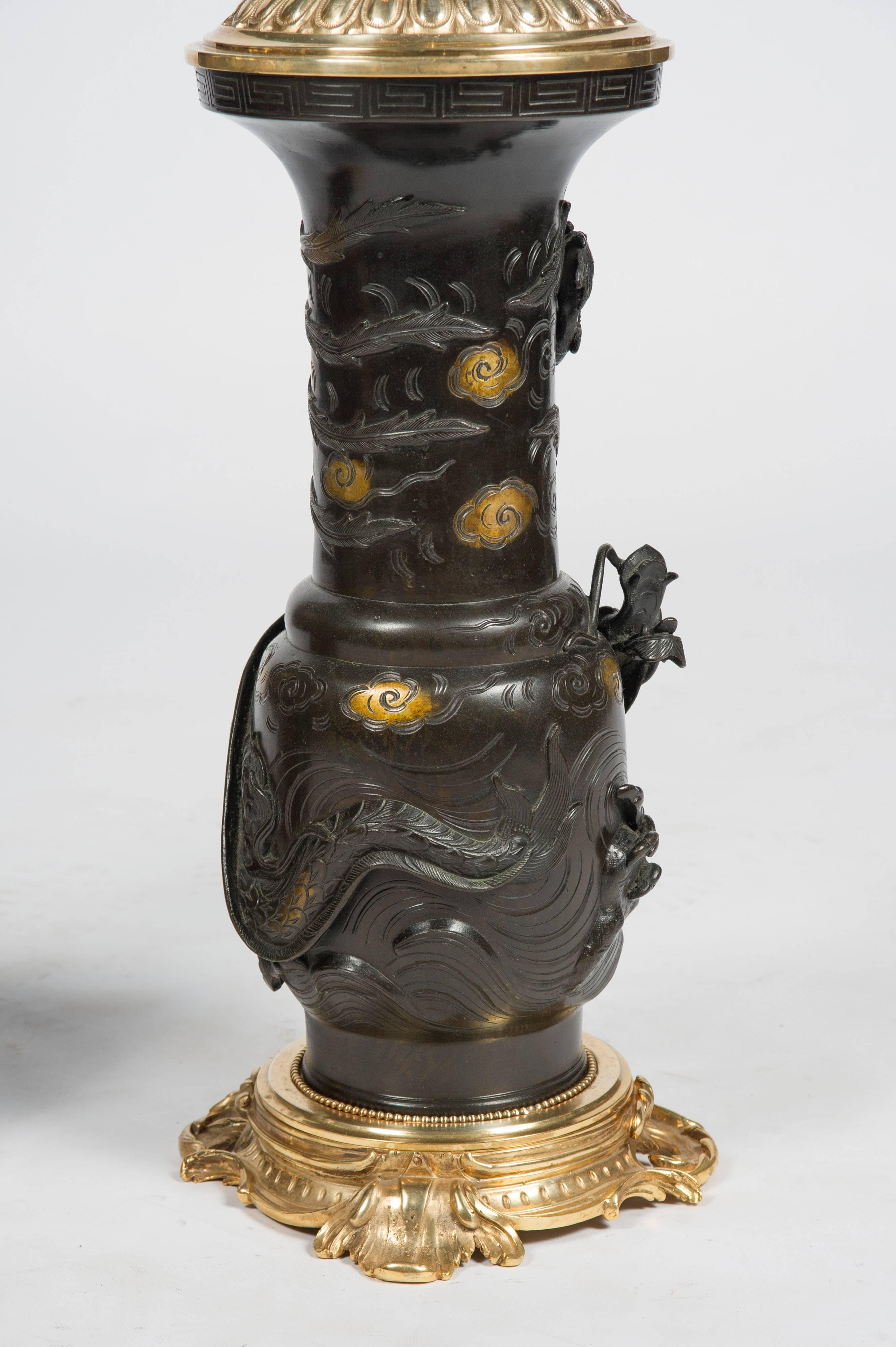 Large Pair of Japanese 19th Century Bronze Vases / Lamps For Sale 1