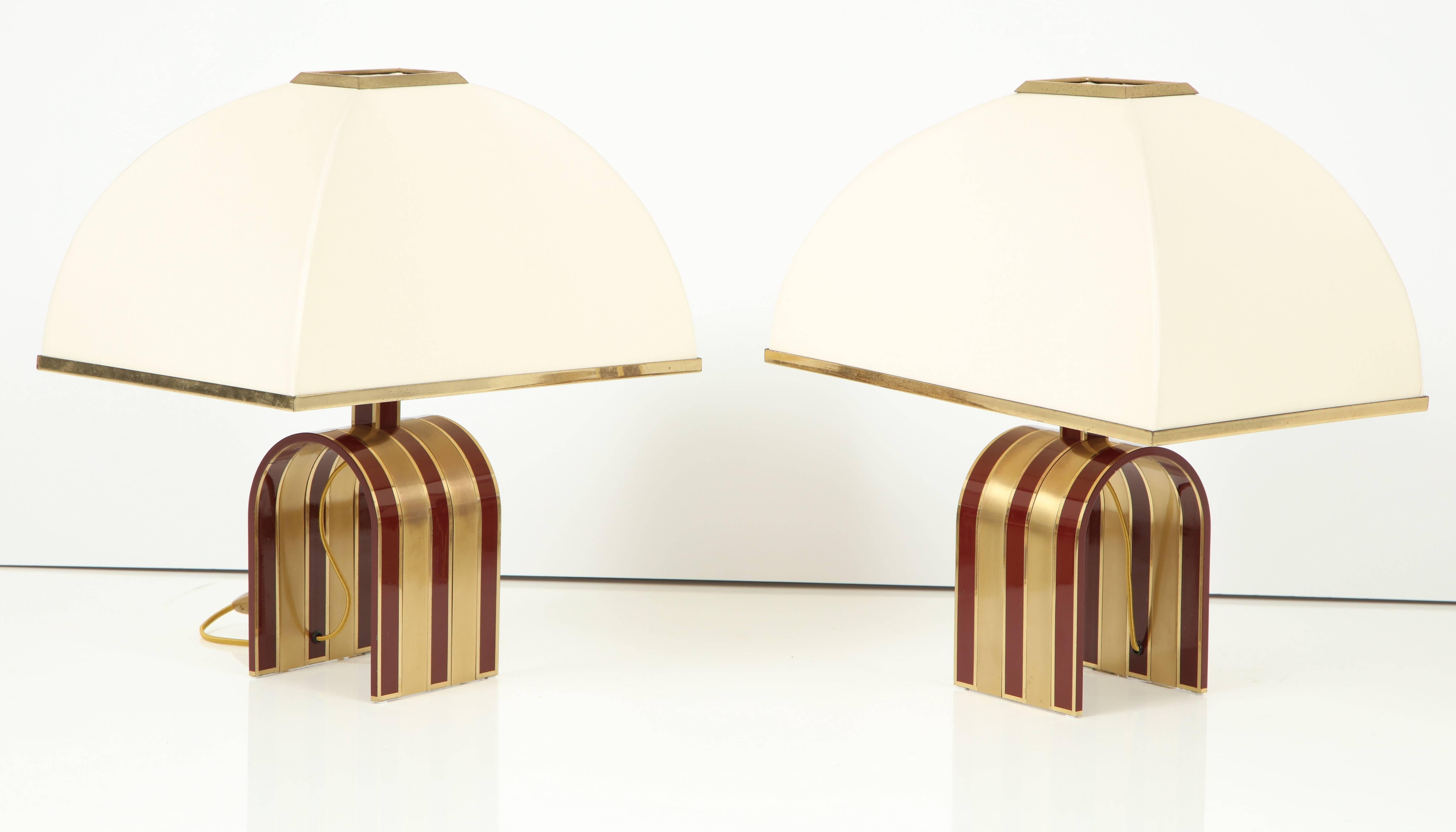 Late 20th Century Mid-Century Modern Pair of Italian Red and Brass Lamps Attributed to Romeo Rega