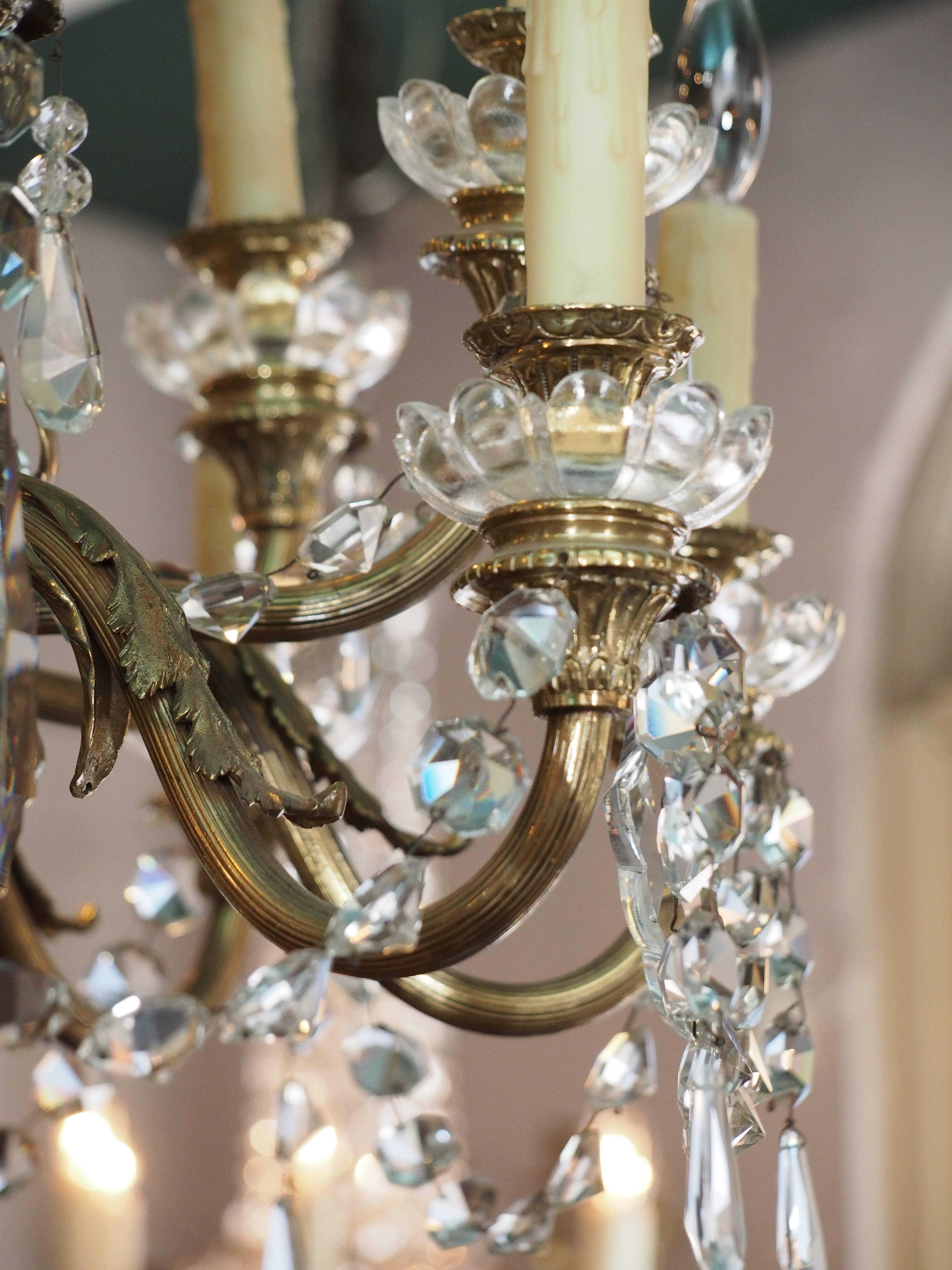 Antique French Empire Style Bronze Doré and Crystal Eighteen-Light Chandelier In Good Condition For Sale In New Orleans, LA