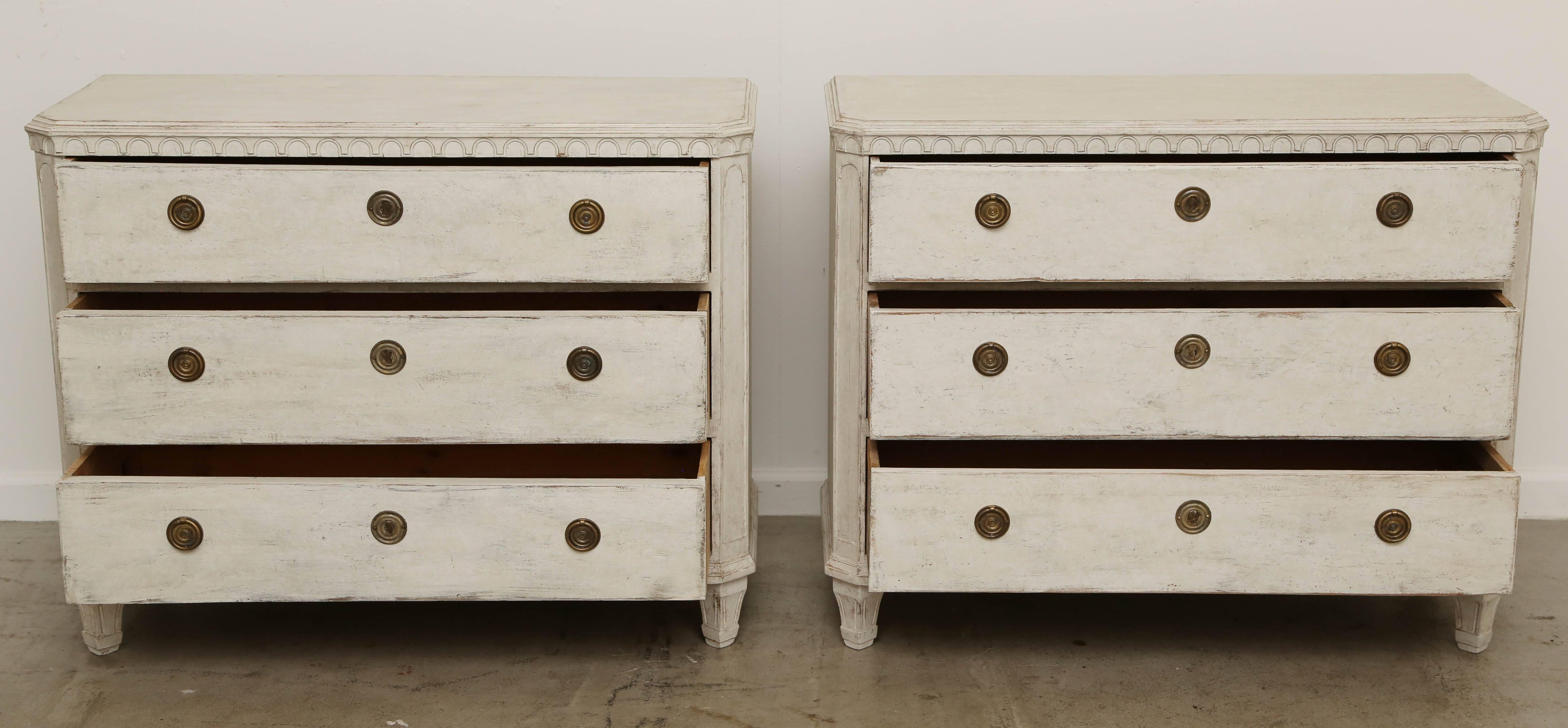 Pair of Antique Swedish Gustavian Style Painted Chests, Late 19th Century 1