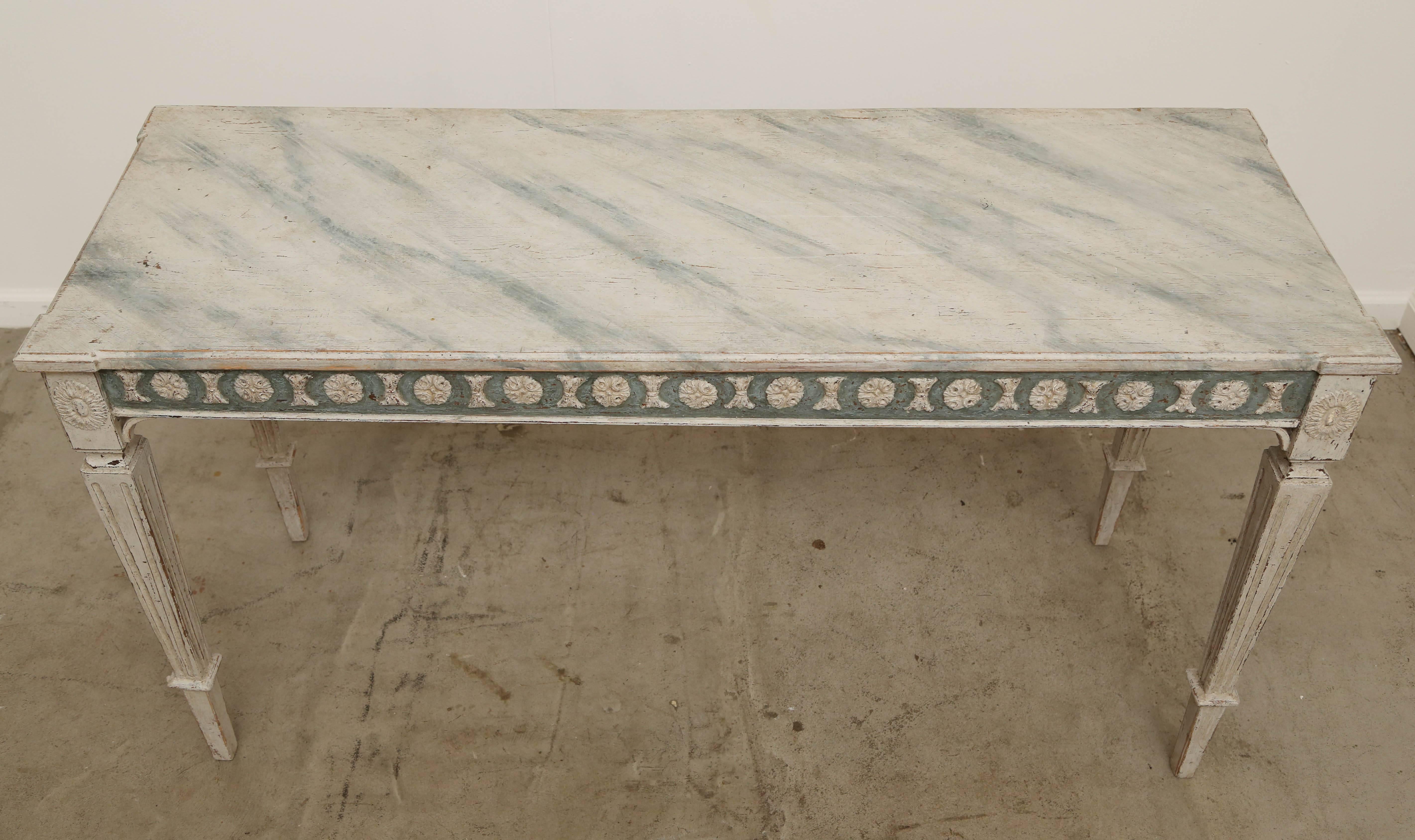 Antique Swedish Gustavian Painted Console Table, Early 19th Century In Good Condition In West Palm Beach, FL