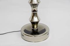Magnifique et grande paire de grandes lampes de bureau en verre églomisé