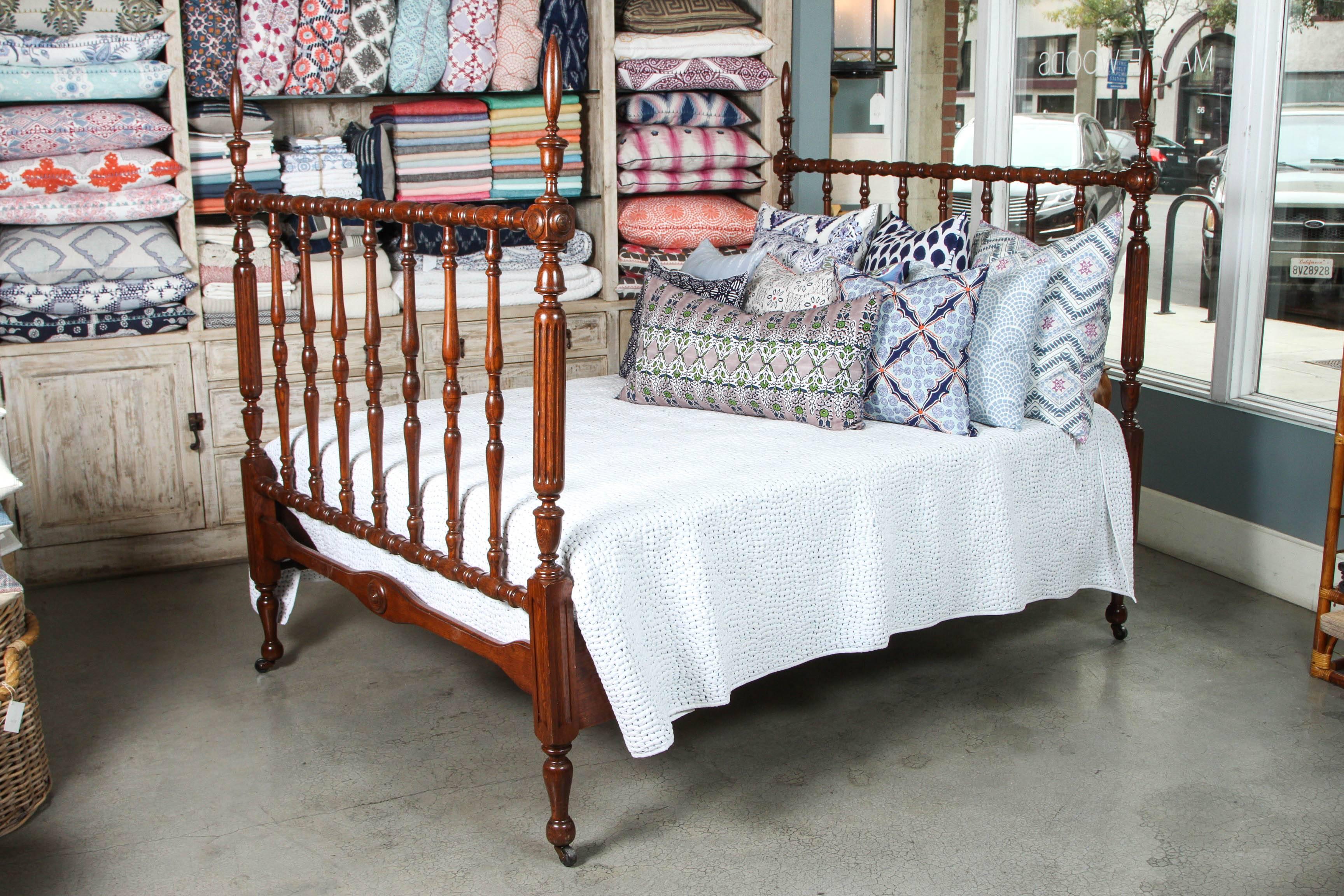 1930s bed frame