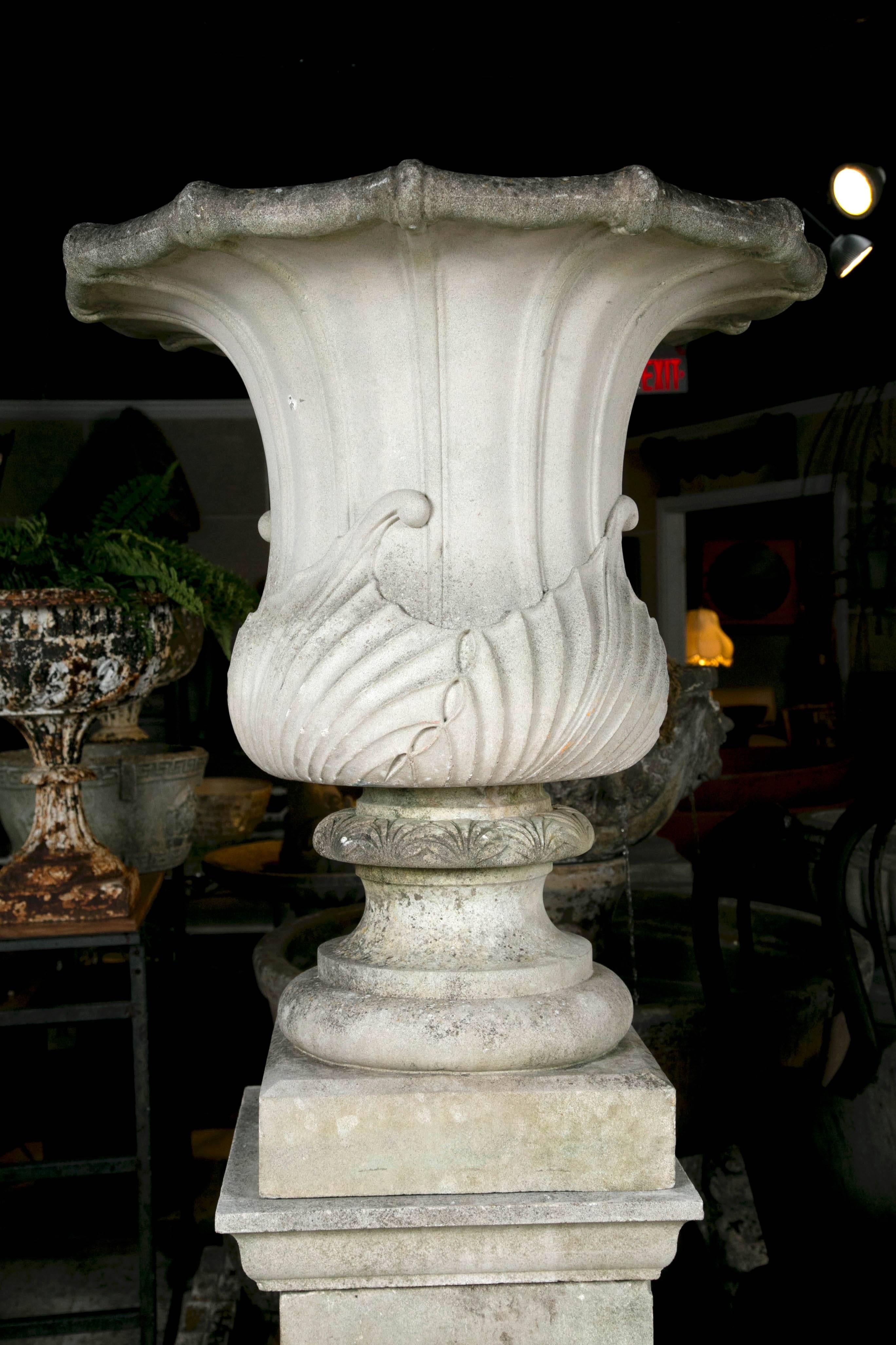 Monumental English Garden Urn In Good Condition For Sale In Stamford, CT