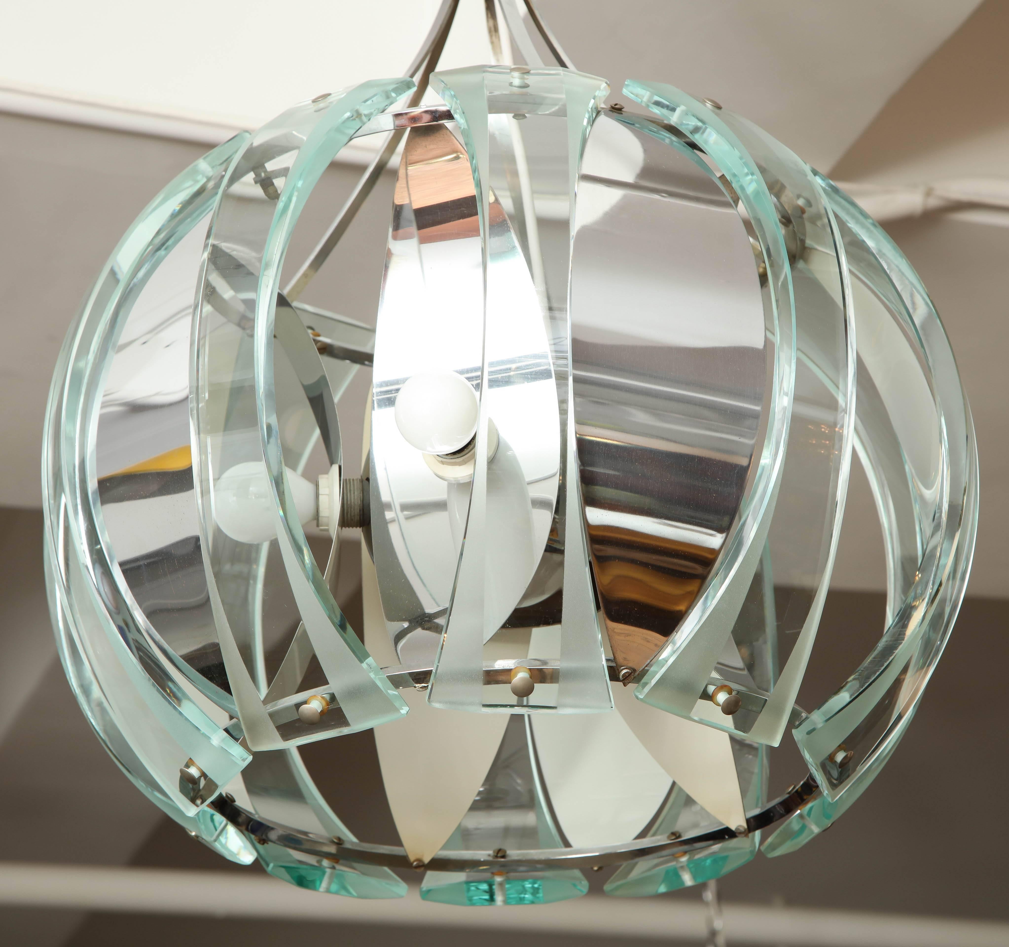 Mid-Century Modern  Pendant Light Made in Italy 1970 For Sale