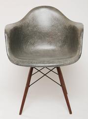 Early Zenith Eames DAW Chair