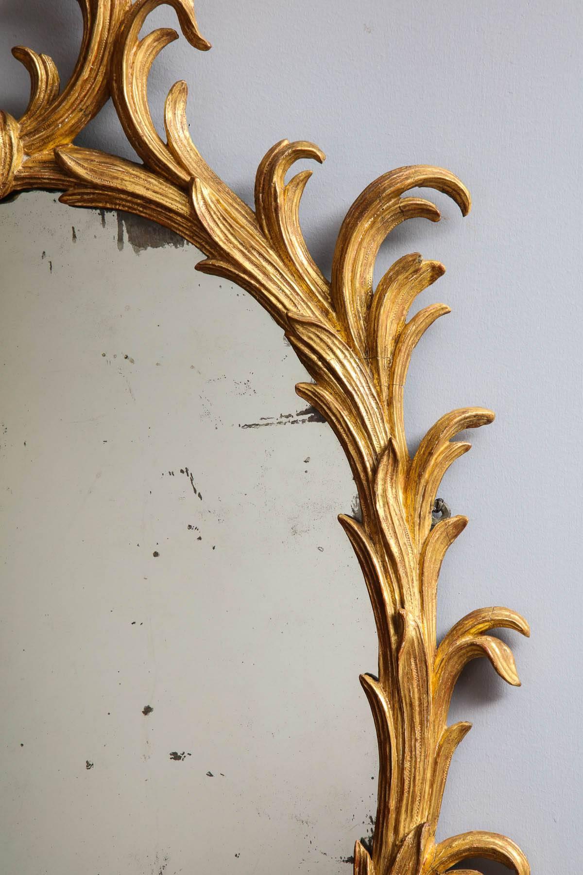 Fine 18th Century English Giltwood Oval Mirror For Sale 1