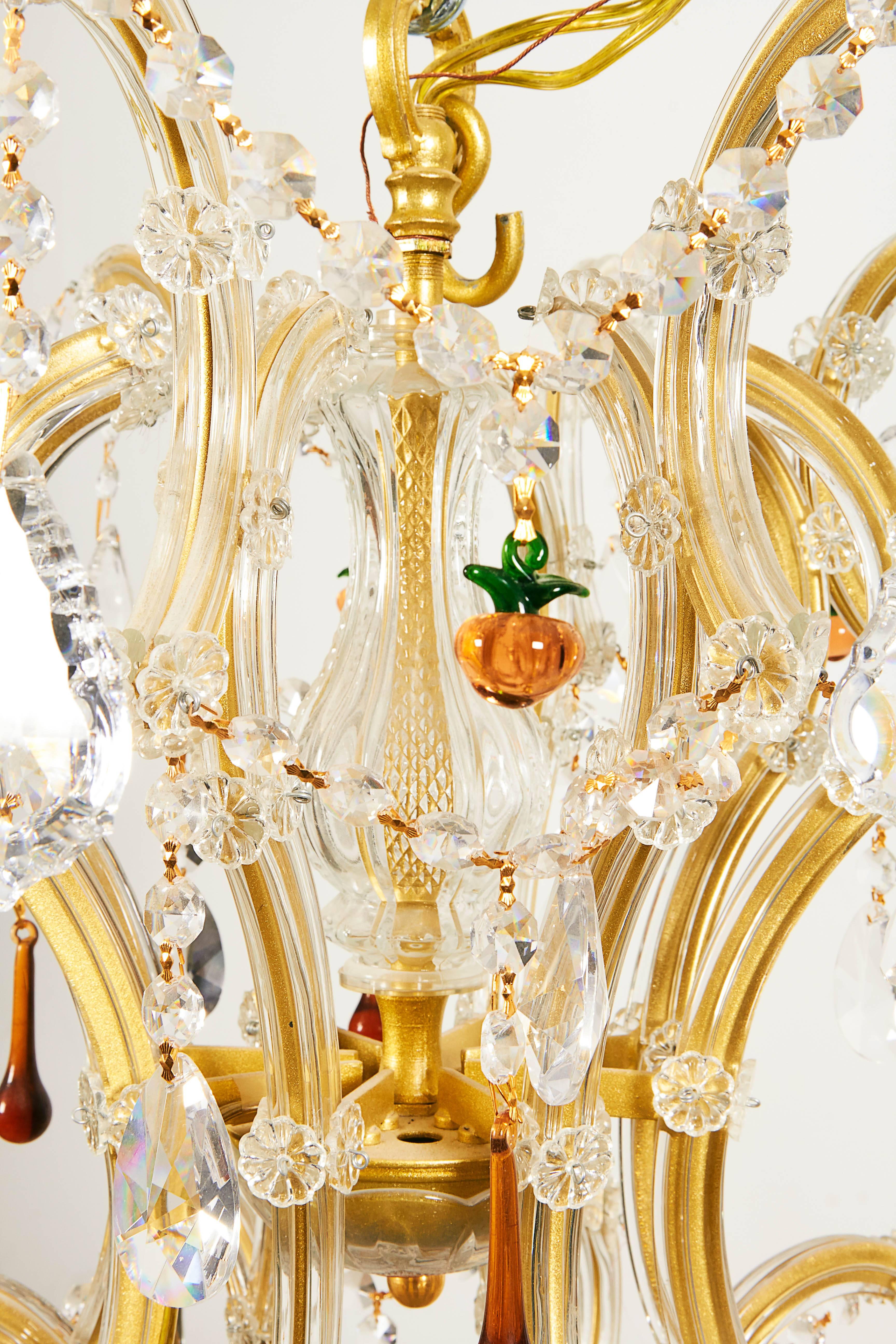Spectacular Twenty-Five-Light Venetian Crystal Chandelier with Fruit 3