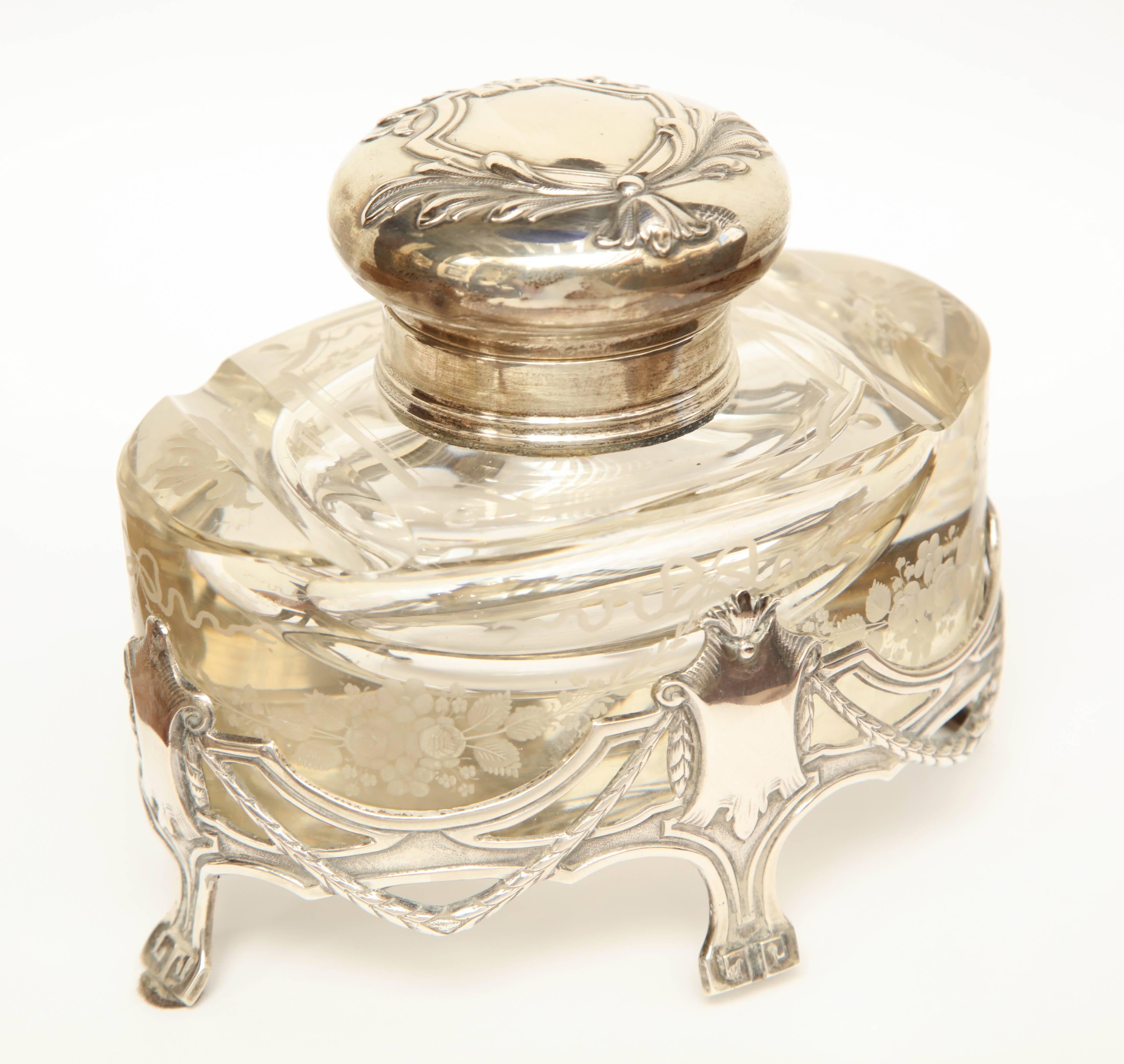 Early 20th Century Art Nouveau German Silver and Glass Inkwell In Good Condition For Sale In New York, NY