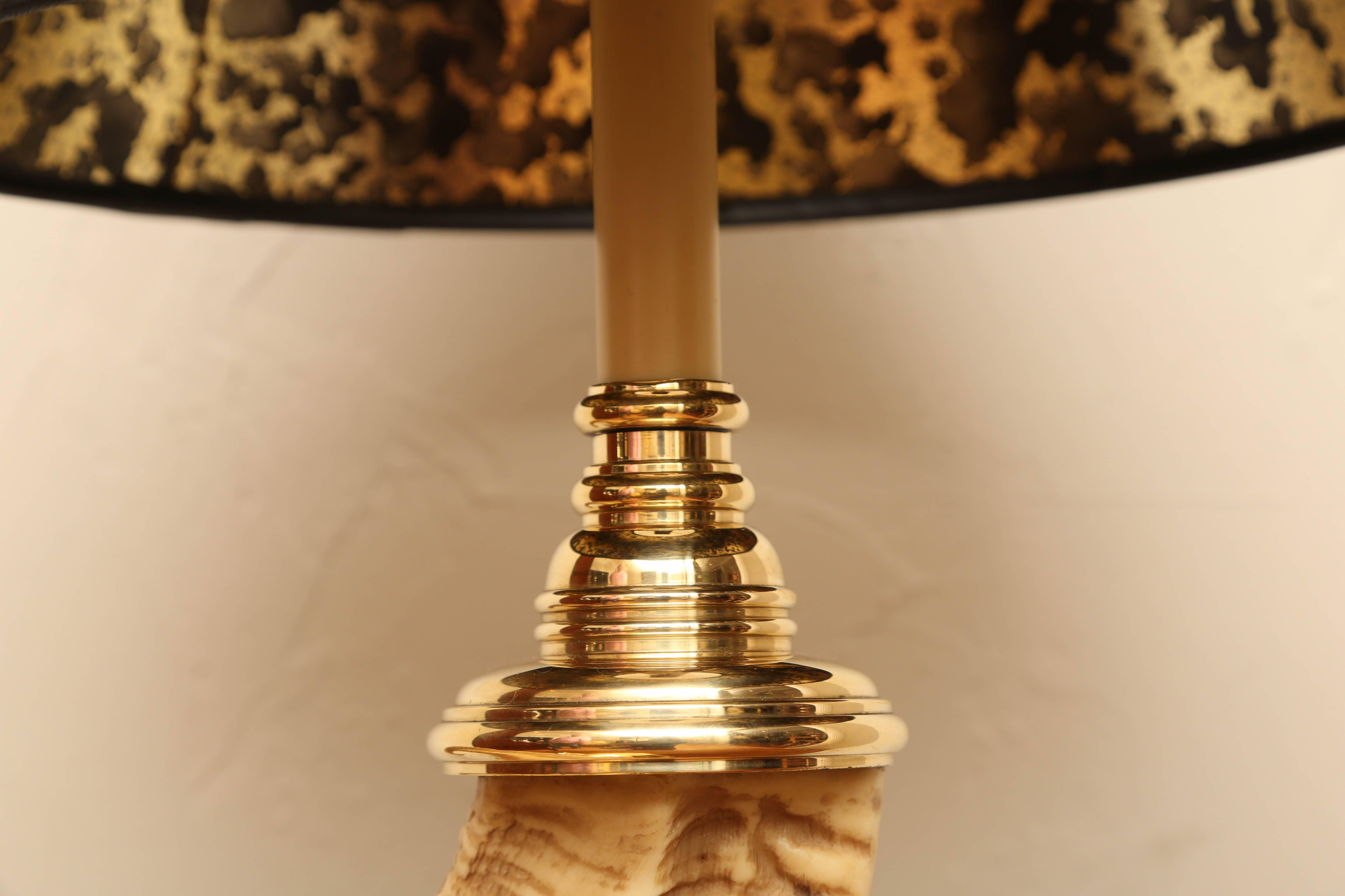 Vintage Chapman Brass and Horn Lamp In Good Condition In West Palm Beach, FL