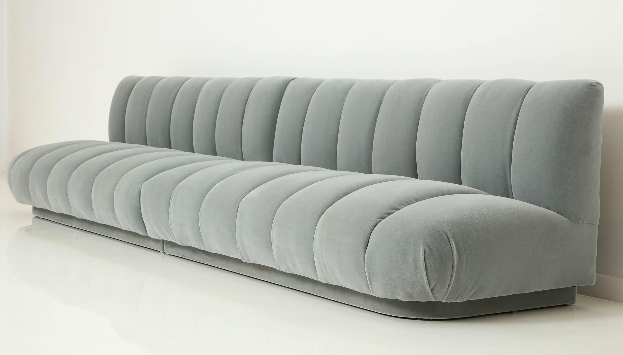 Custom Steve Chase Sofa In Excellent Condition In New York, NY