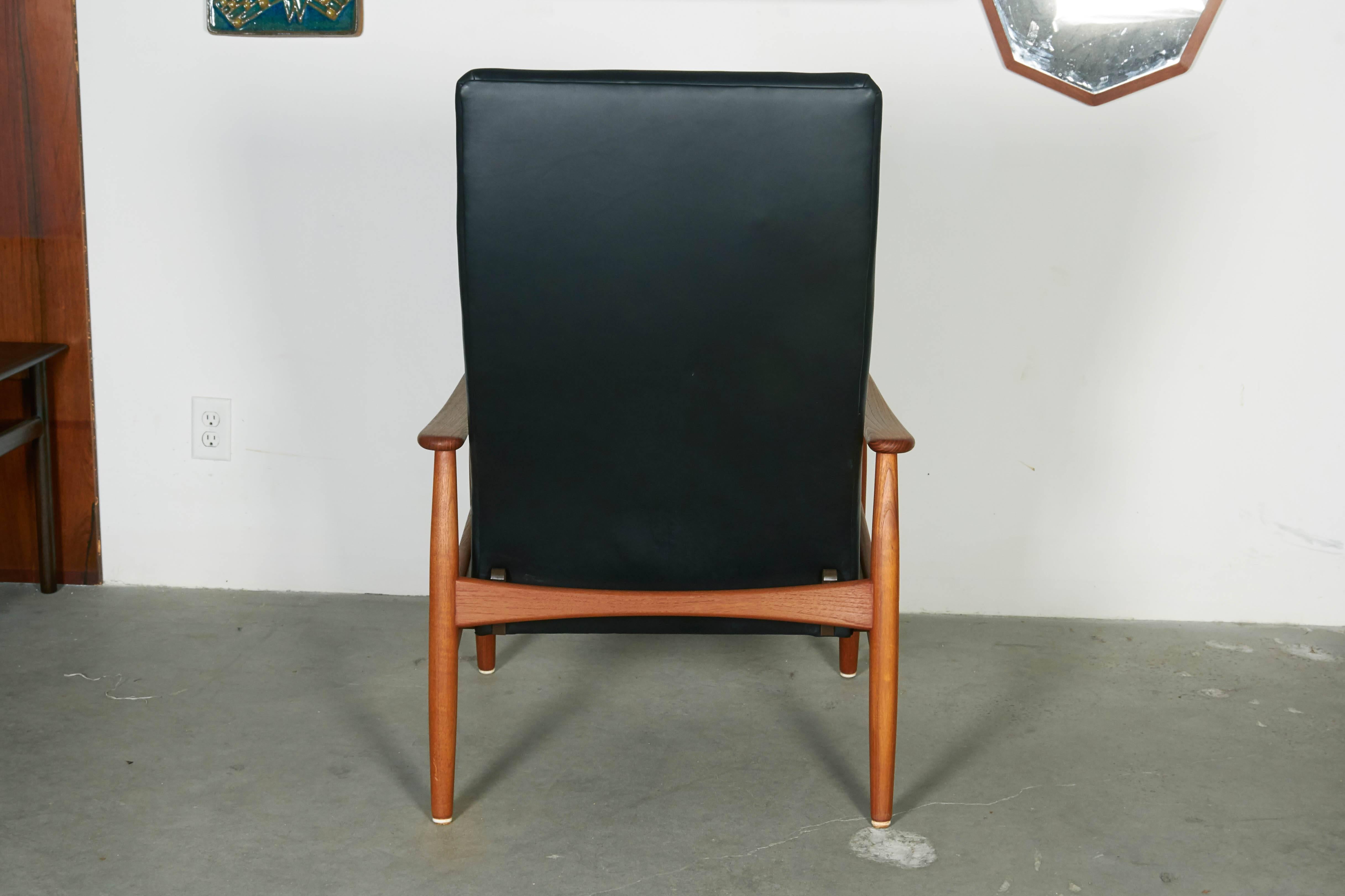 Danish Recliner Chair by Soren Ladefoged 1