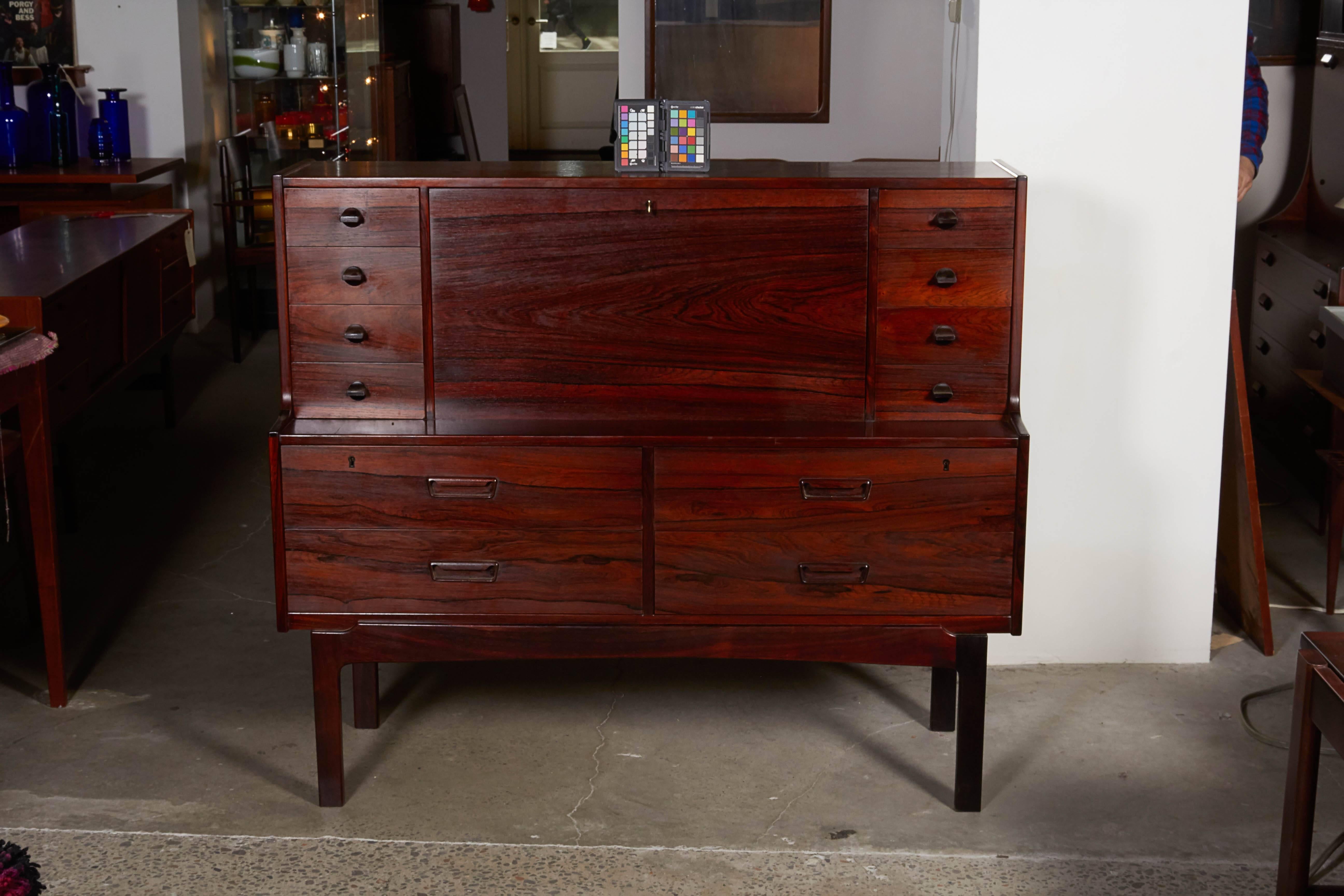 Vintage 1960s Danish Secretary 

This Arne Wahl secretary is in excellent condition. Wider than most secretaries, and nice sized drawers make this perfect for a bedroom, guest room, or anywhere you need a lot of extra storage. 27" deep with