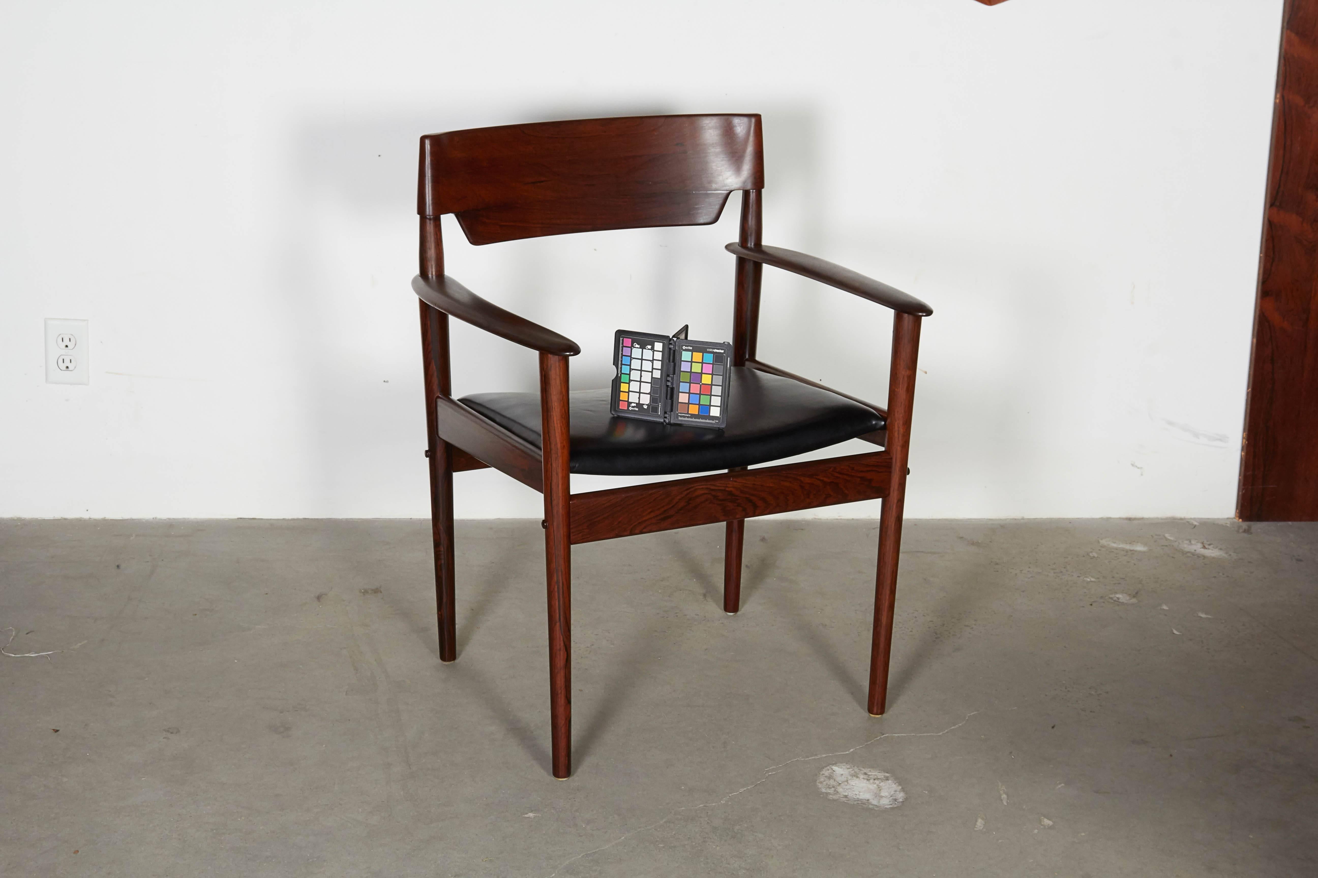 Vintage 1960s Mid Century Rosewood Armchair by Grete Jalk

This vintage occasional chair is in like new condition. Also perfect as a desk chair. Ready for pick up, delivery, or shipping. 