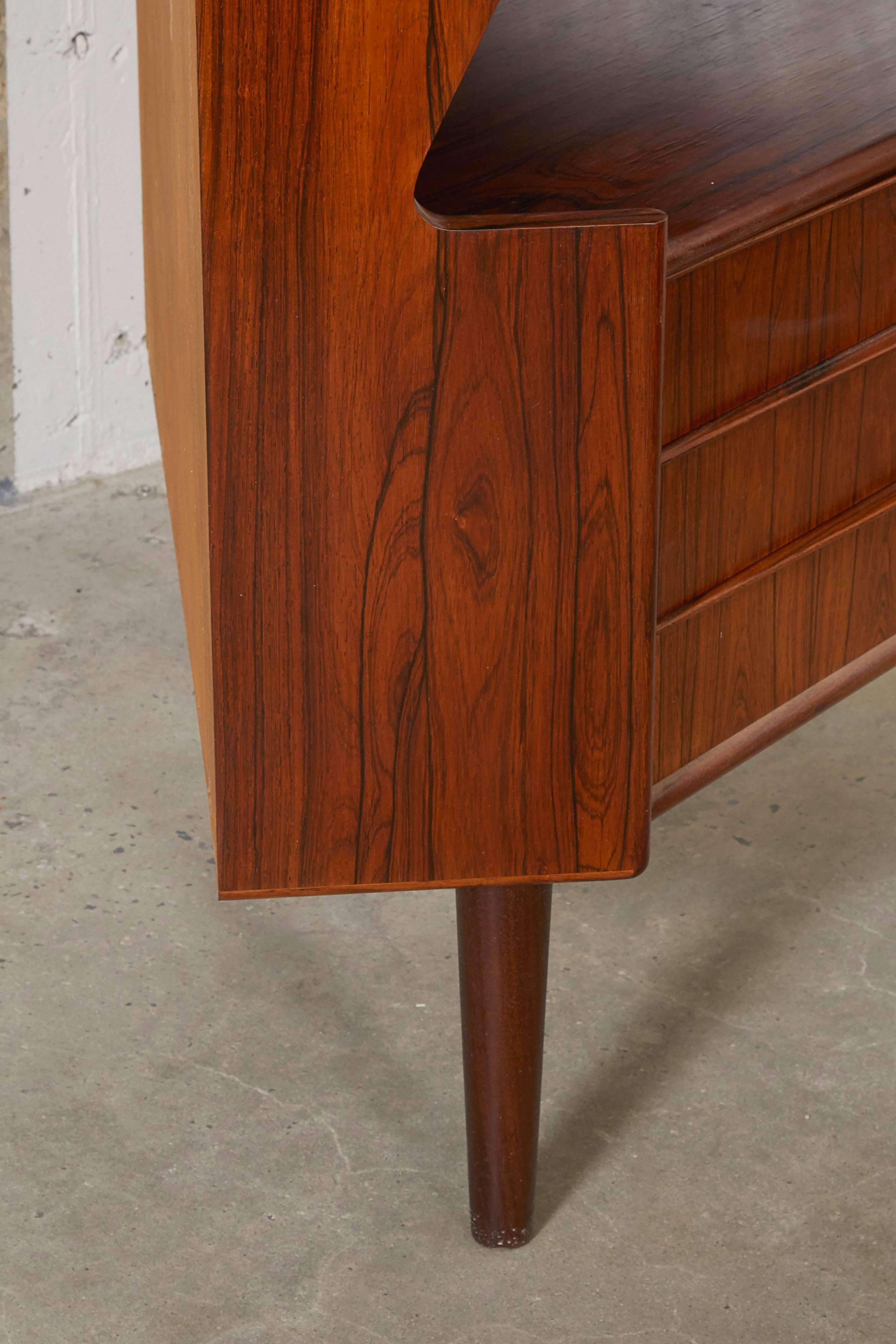 Rosewood Liquor Cabinet by Gunni Omann In Excellent Condition For Sale In New York, NY